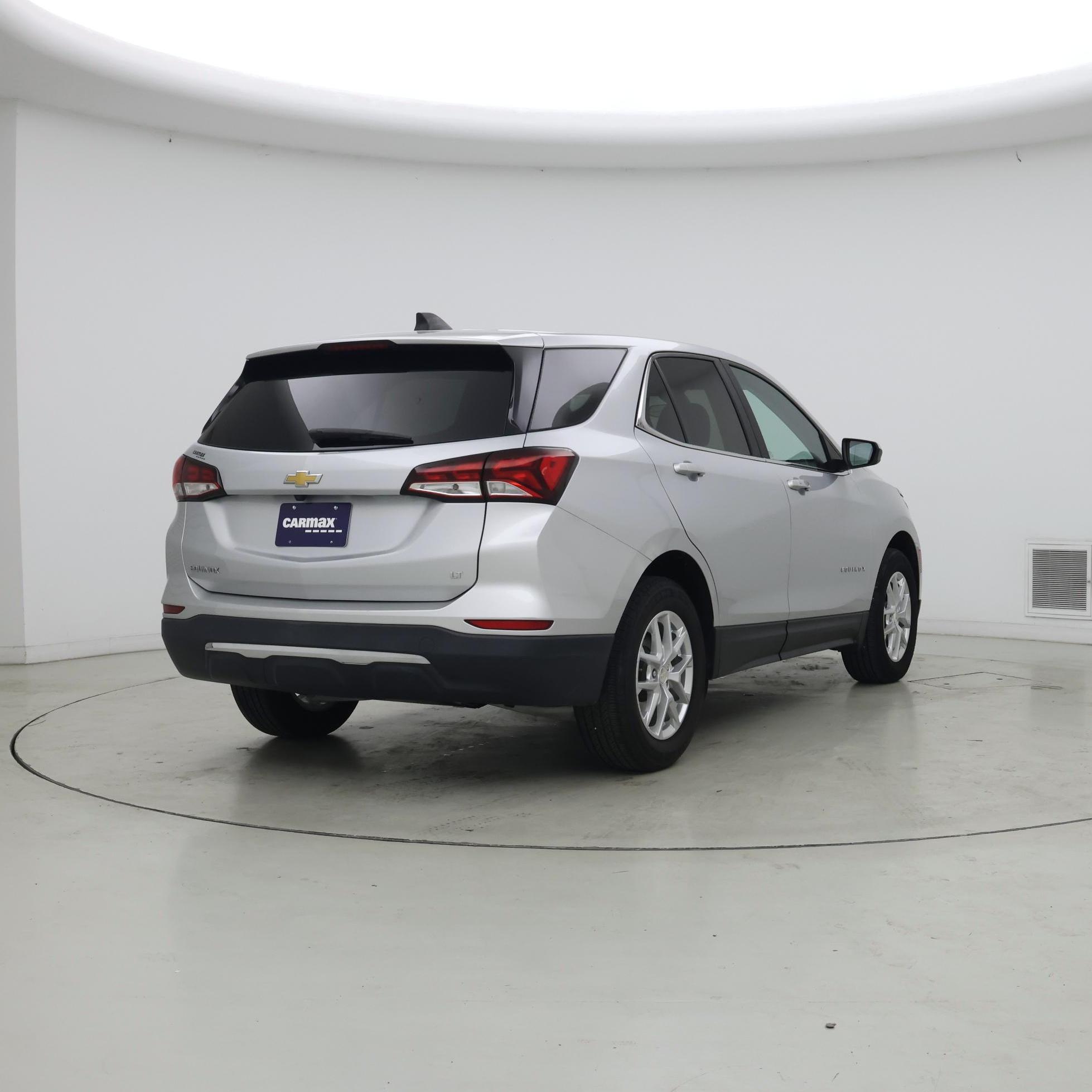 Thumbnail: 2022 Chevrolet Equinox - 8
