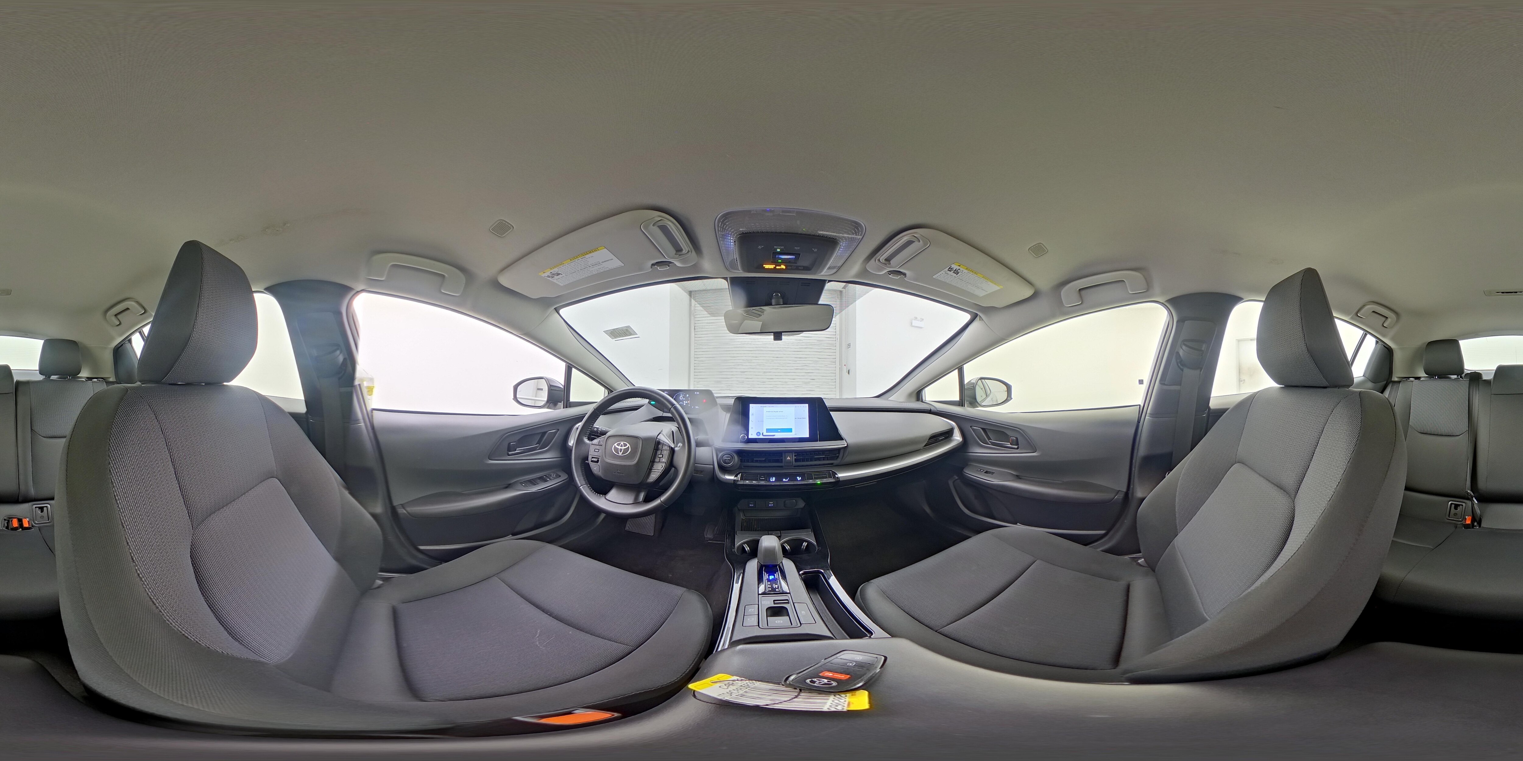 2024 Toyota Prius LE - Photo 25