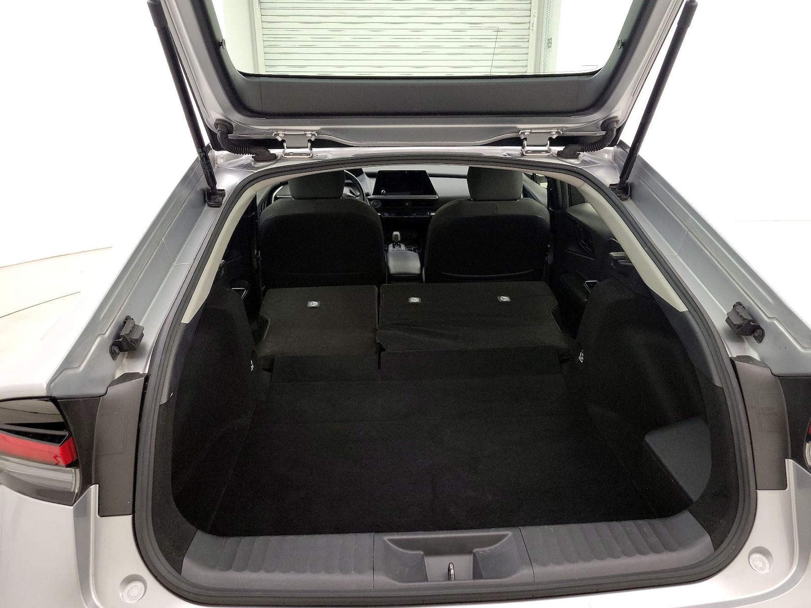 2024 Toyota Prius LE - Photo 22