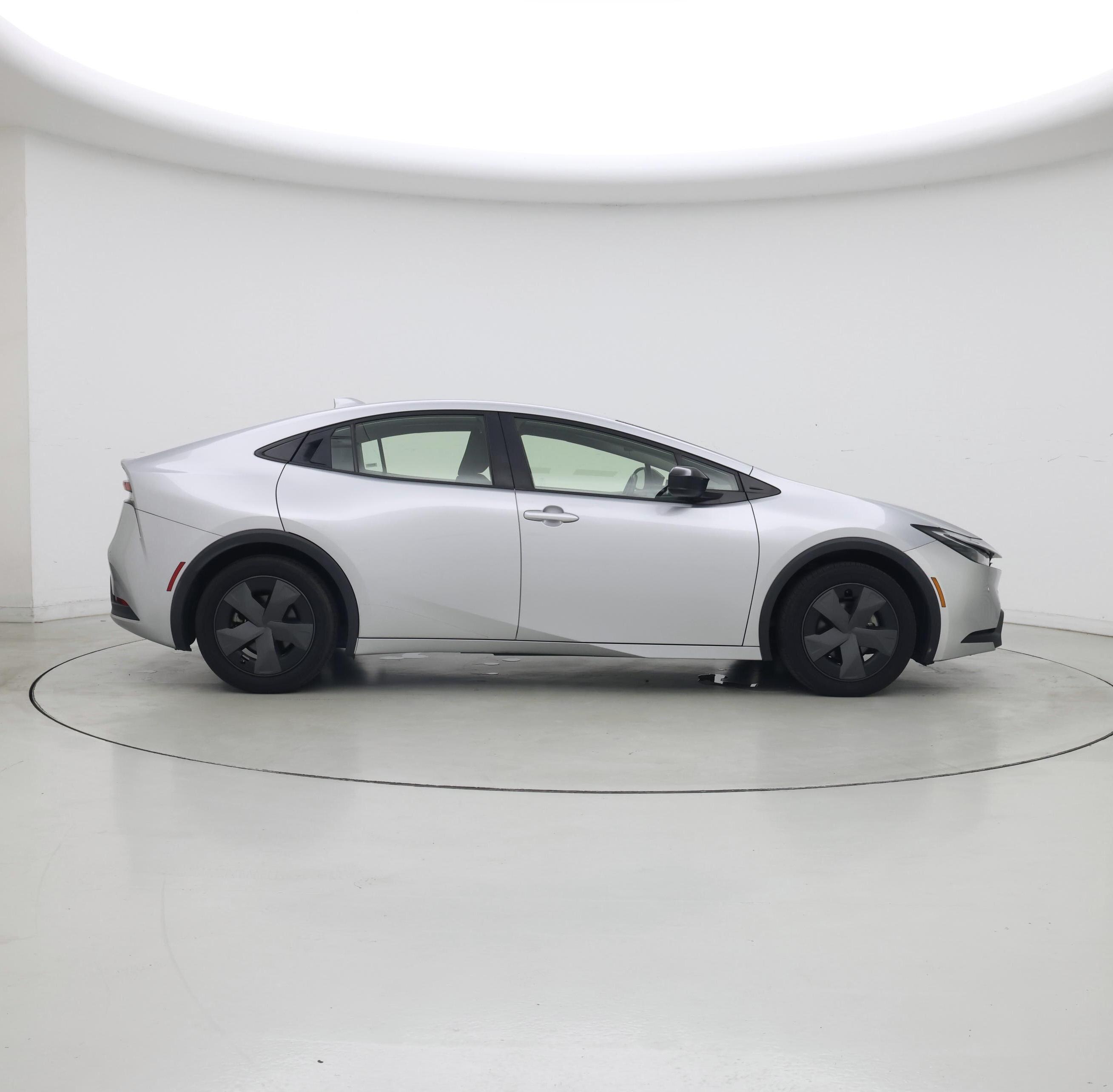 Thumbnail: 2024 Toyota Prius - 7