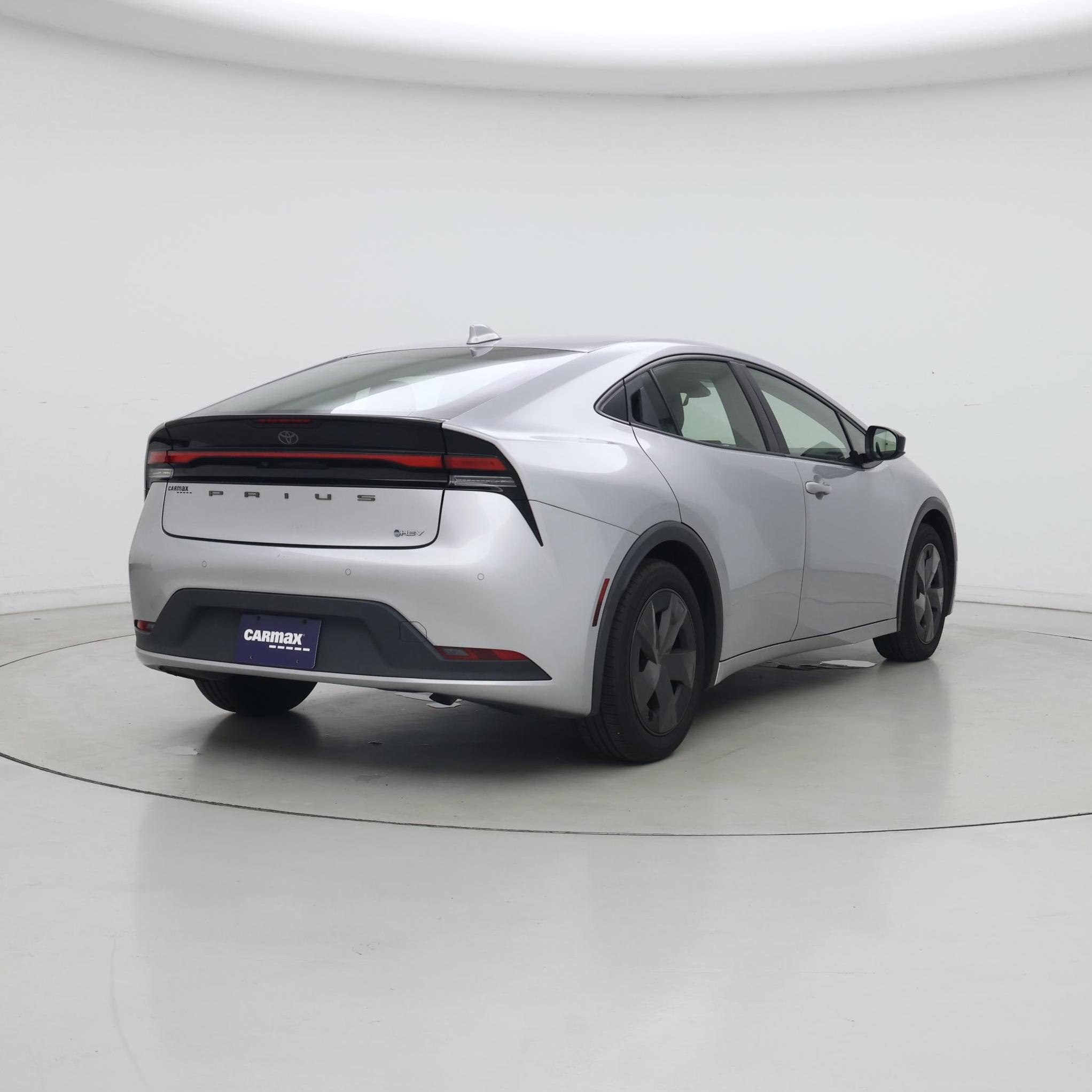 Thumbnail: 2024 Toyota Prius - 8