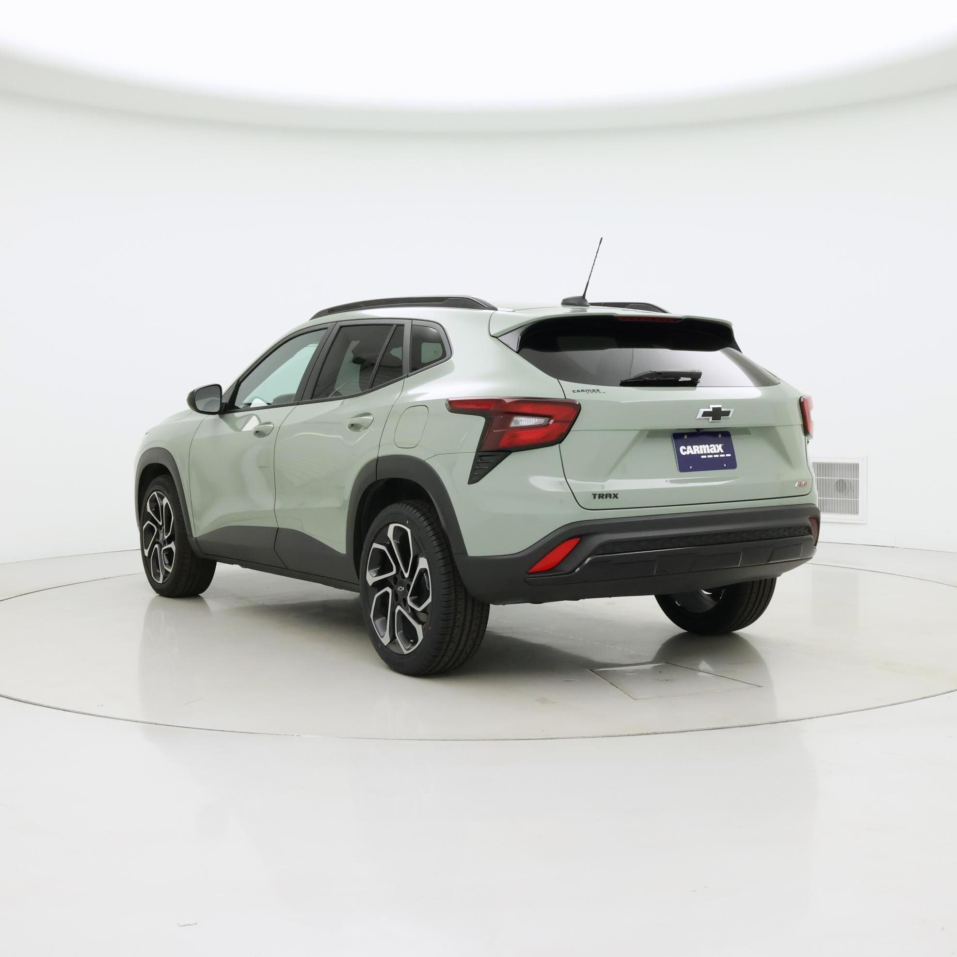 Thumbnail: 2024 Chevrolet Trax - 2