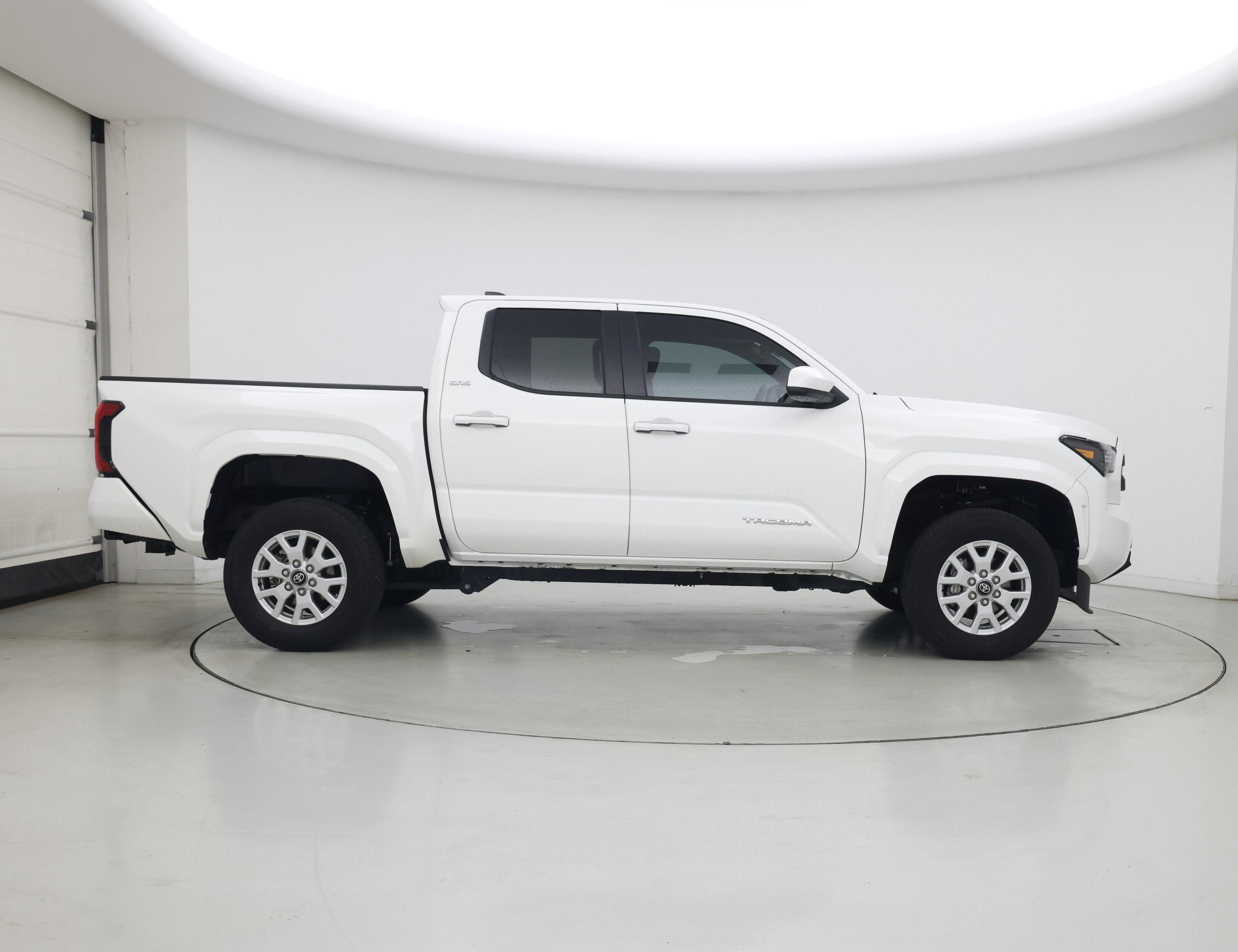 Thumbnail: 2025 Toyota Tacoma - 7