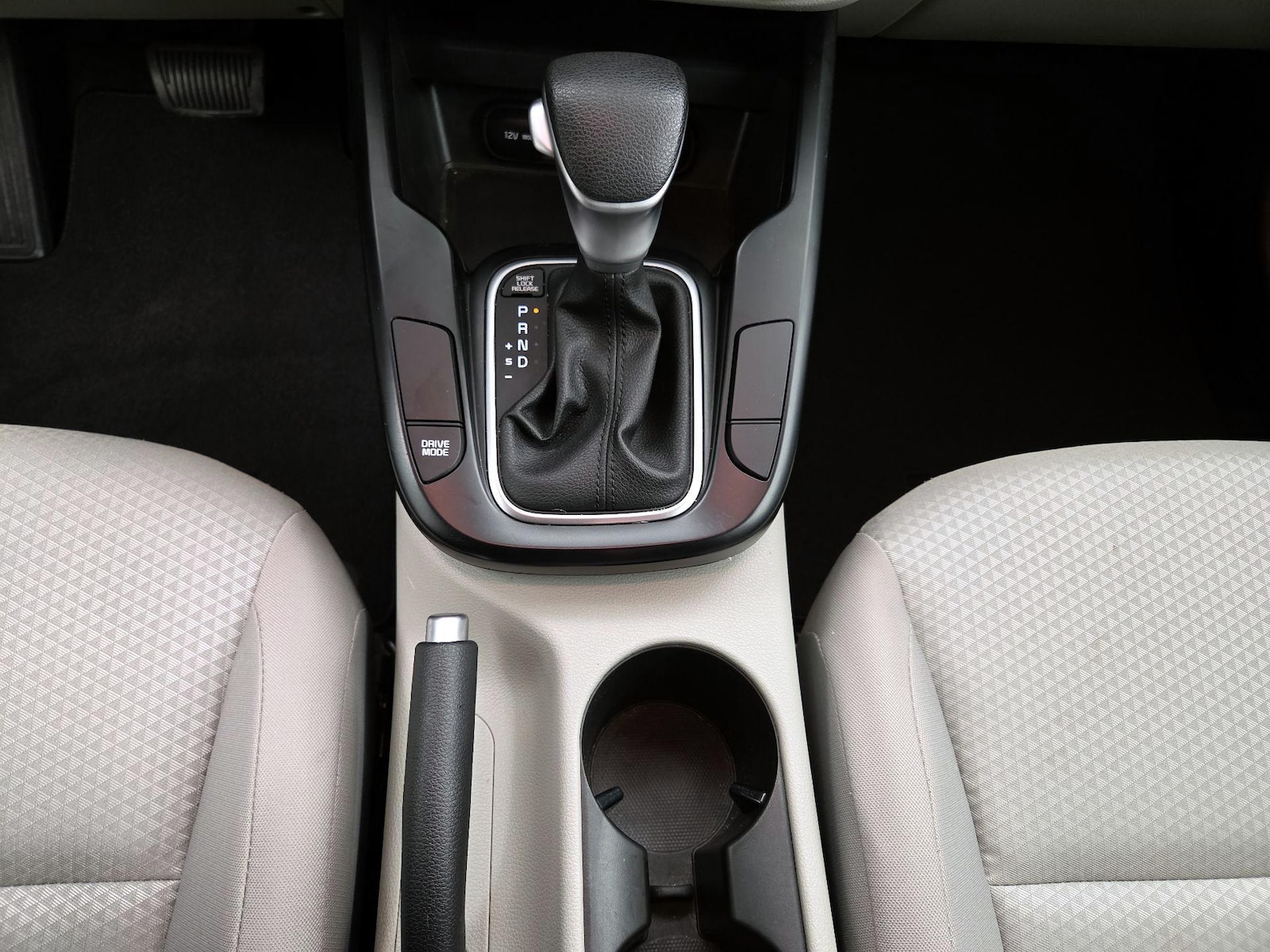 2025 Kia Soul LX - Photo 18