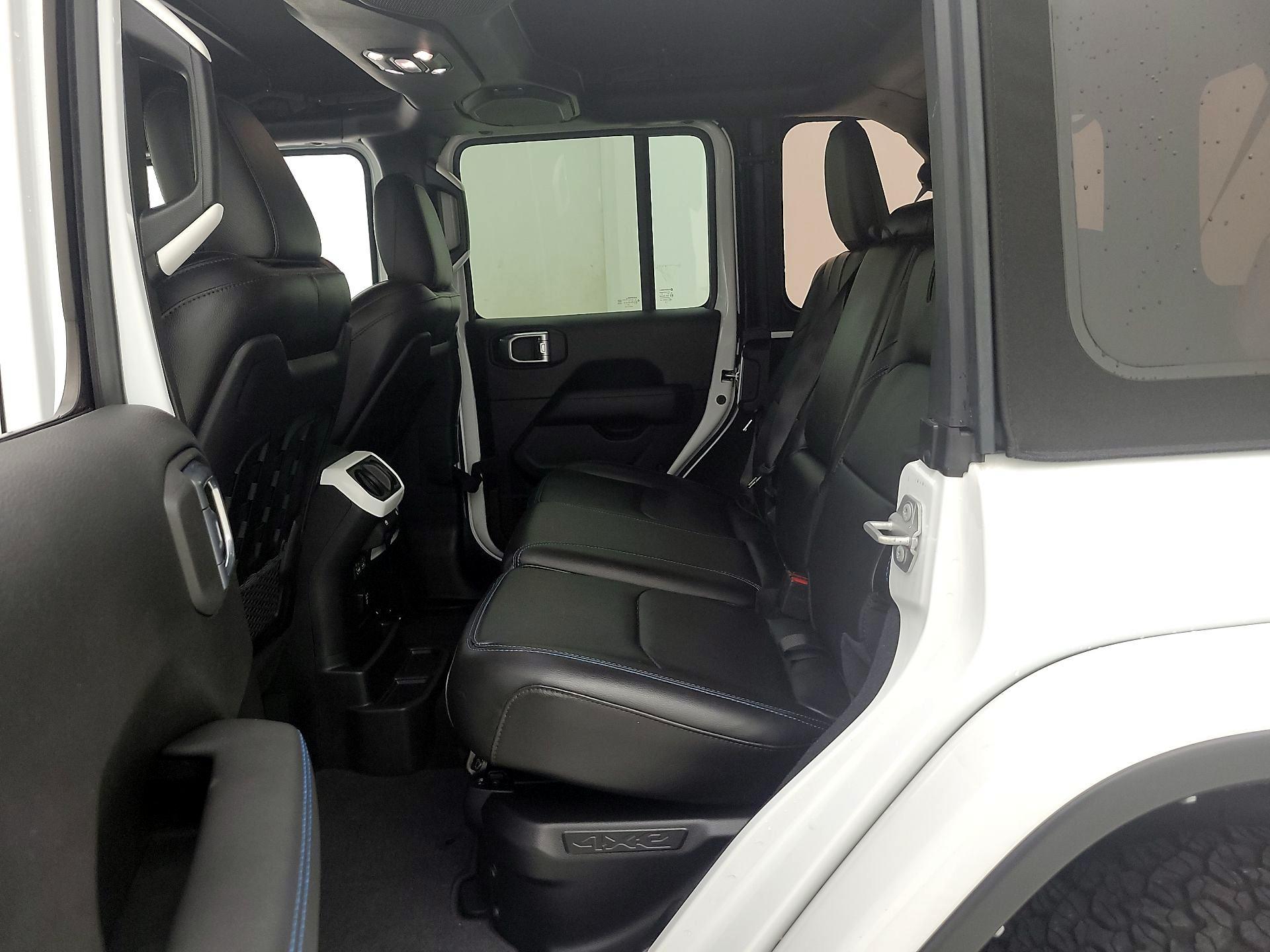 Thumbnail: 2023 Jeep Wrangler - 20