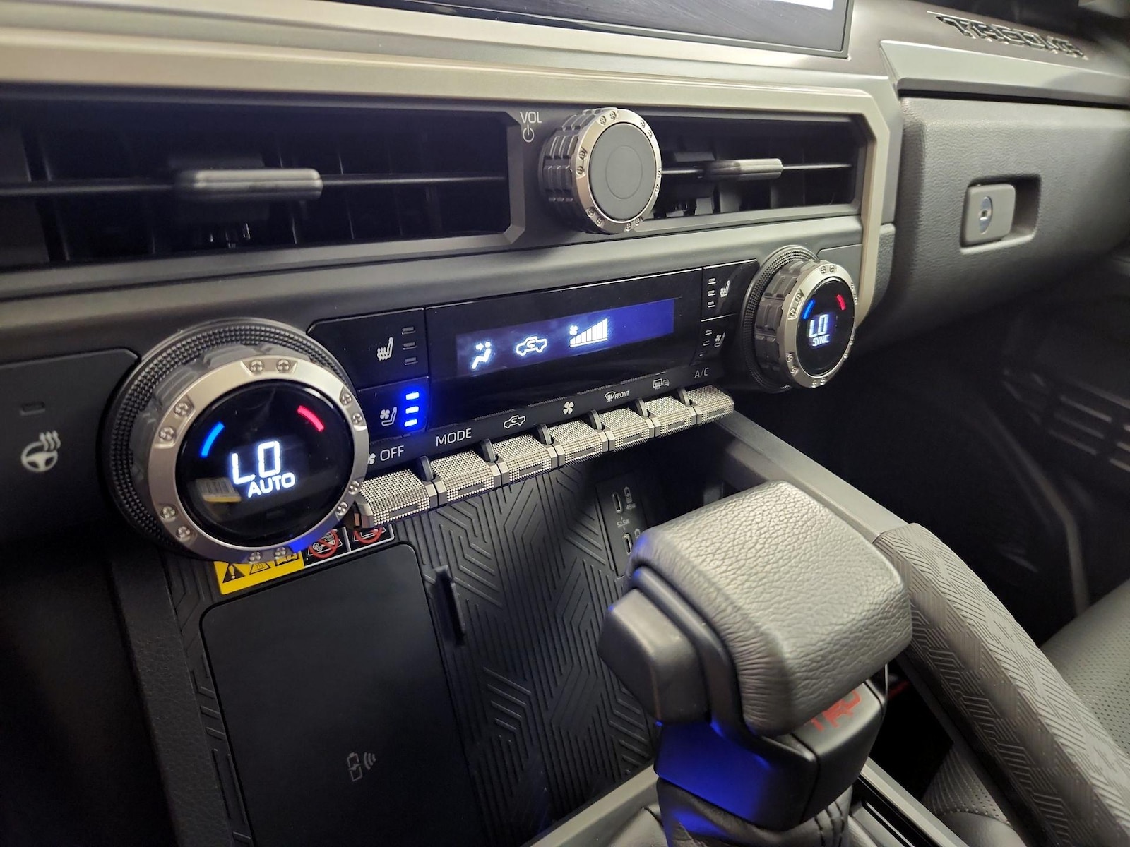 2024 Toyota Tacoma TRD Off Road - Photo 17