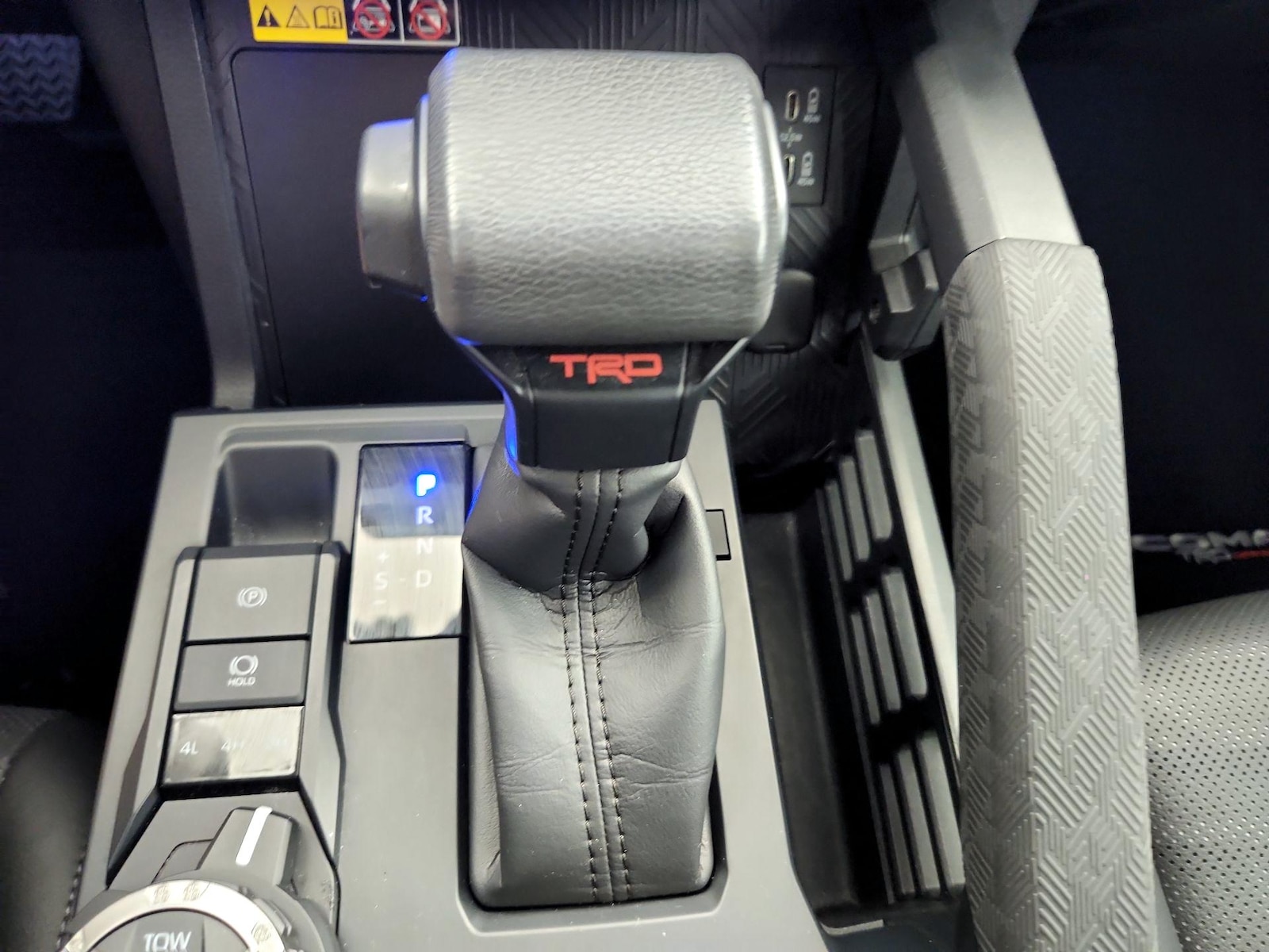 2024 Toyota Tacoma TRD Off Road - Photo 18