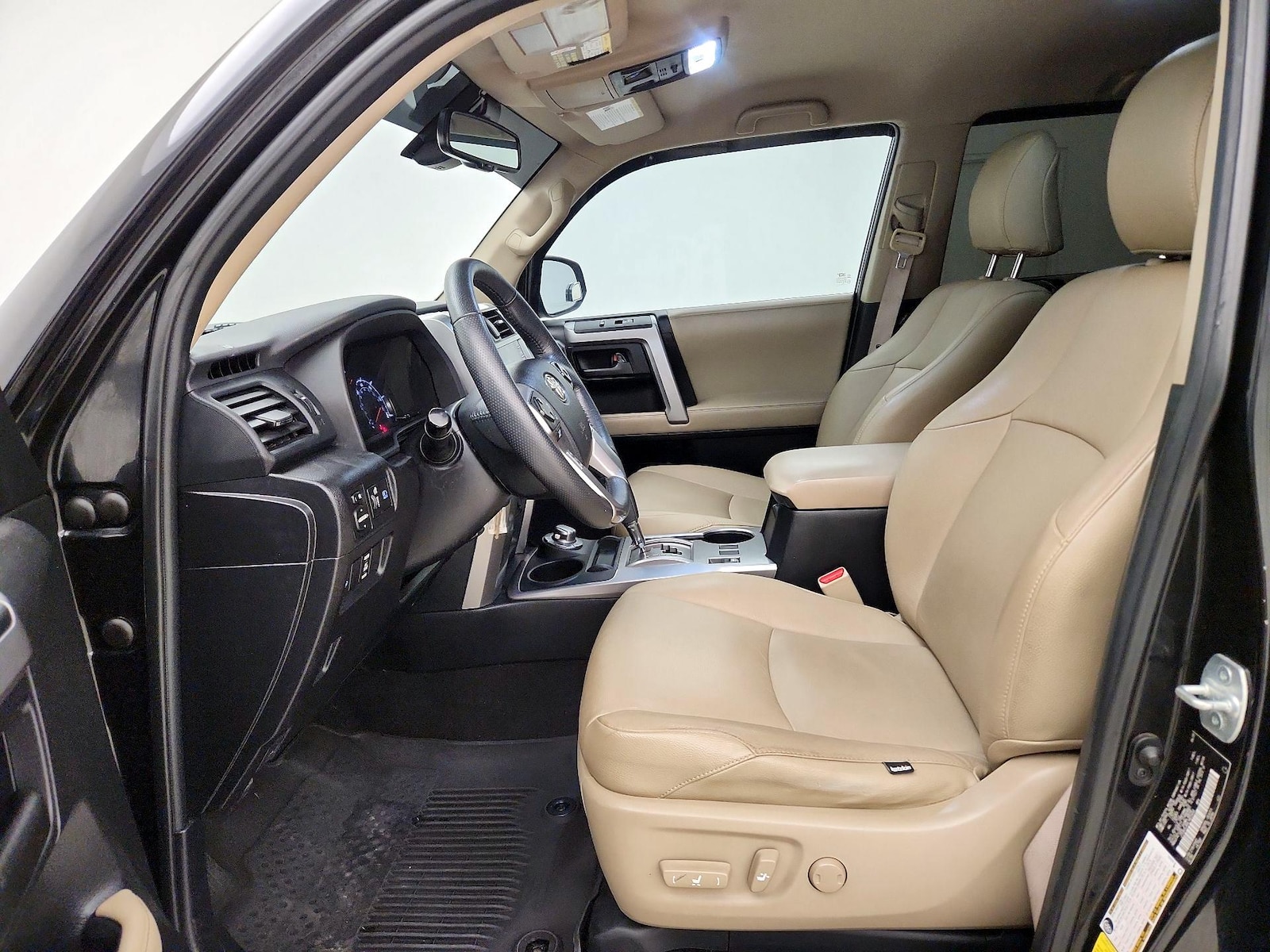 Power Seat(s) & Side Airbags