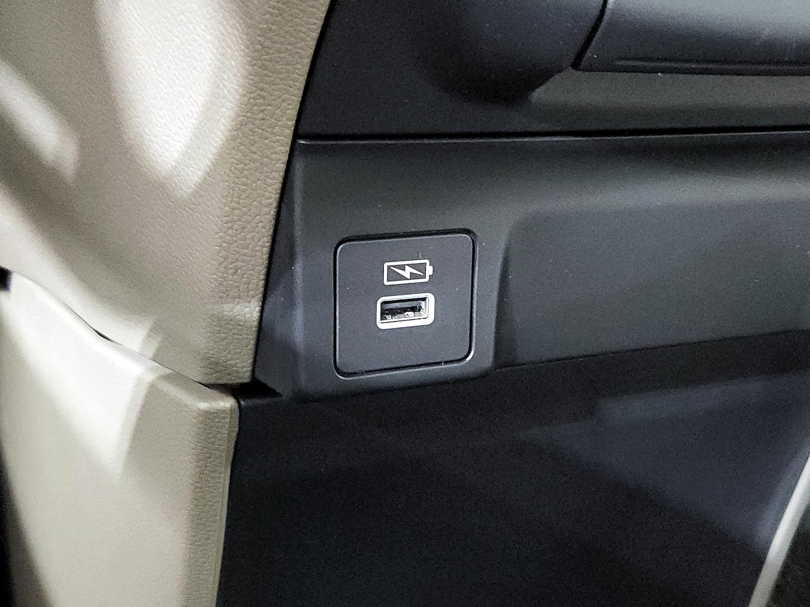 2024 Honda Odyssey EX - Photo 19