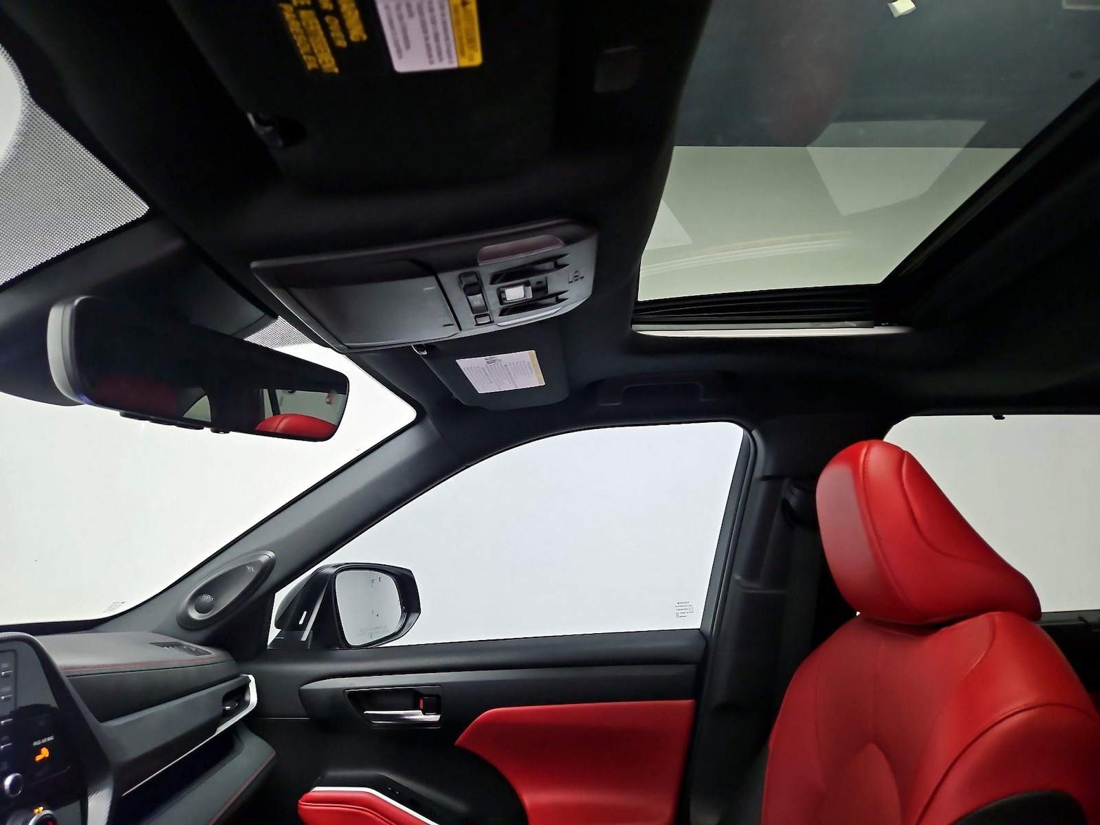Sunroof(s) & Overhead Airbags