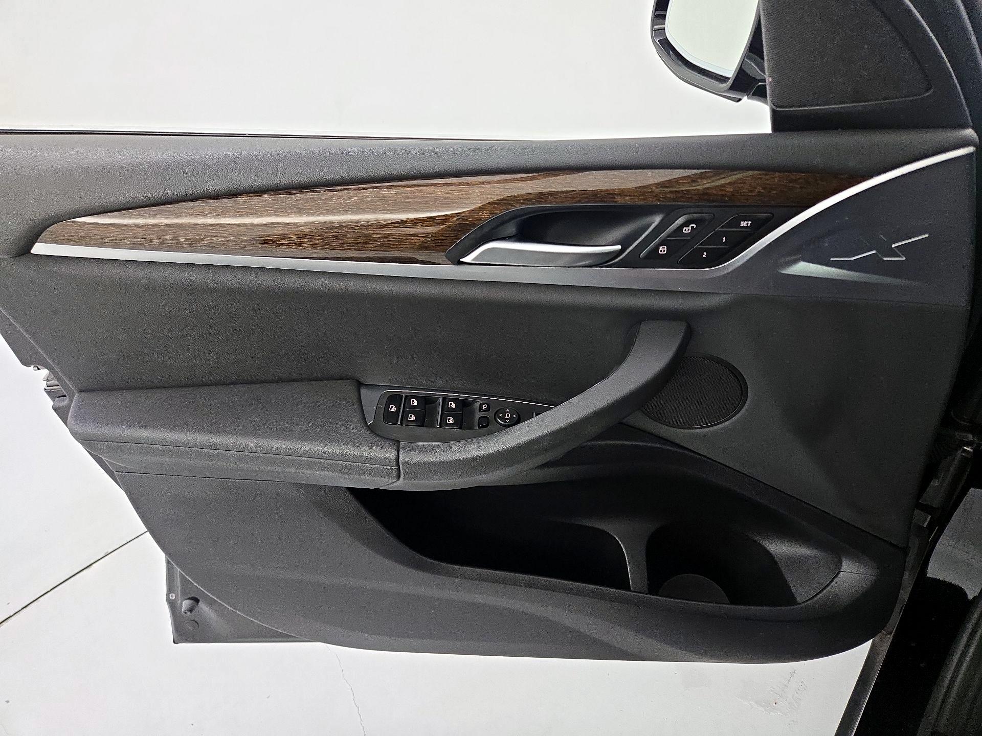 Thumbnail: 2019 BMW X3 - 12