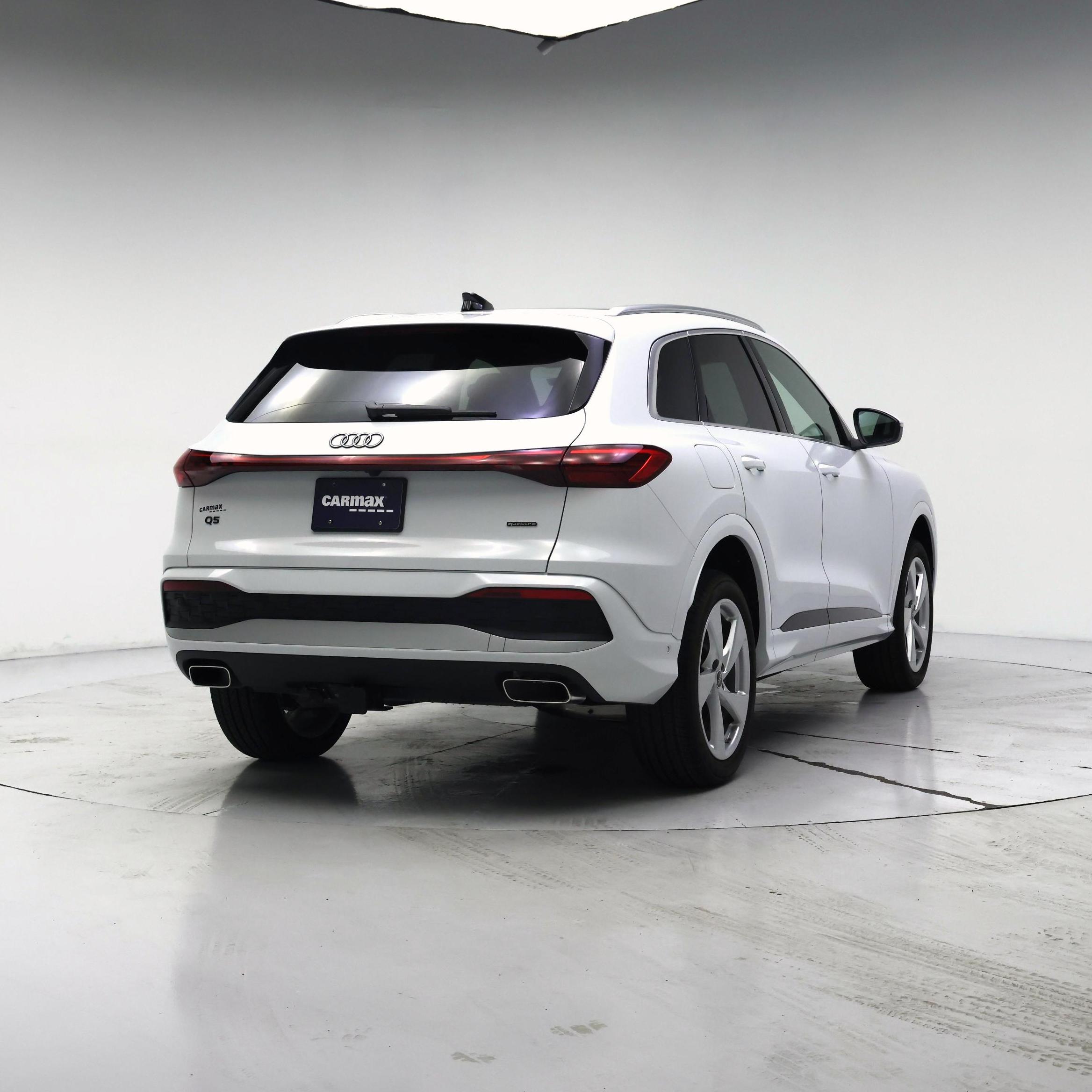 Thumbnail: 2025 Audi Q5 - 8