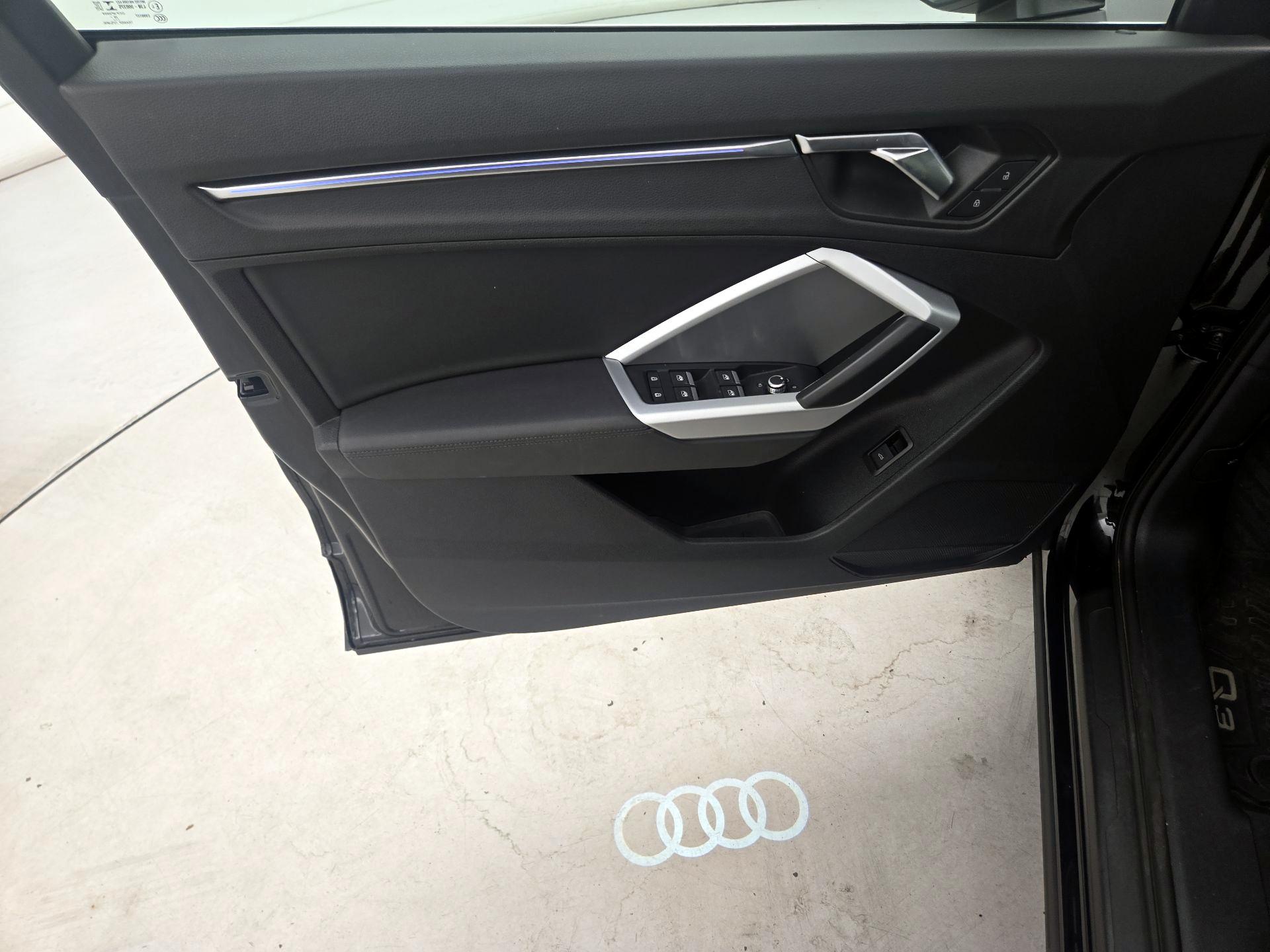 Thumbnail: 2021 Audi Q3 - 12