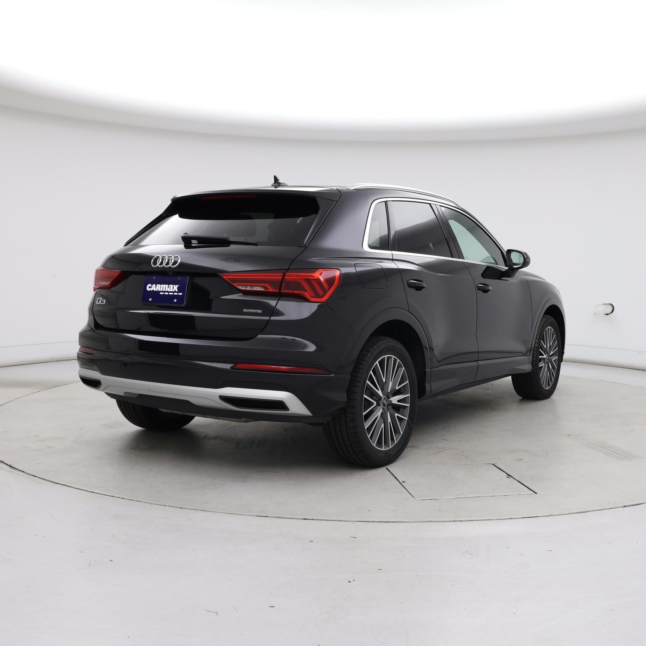 Thumbnail: 2021 Audi Q3 - 8