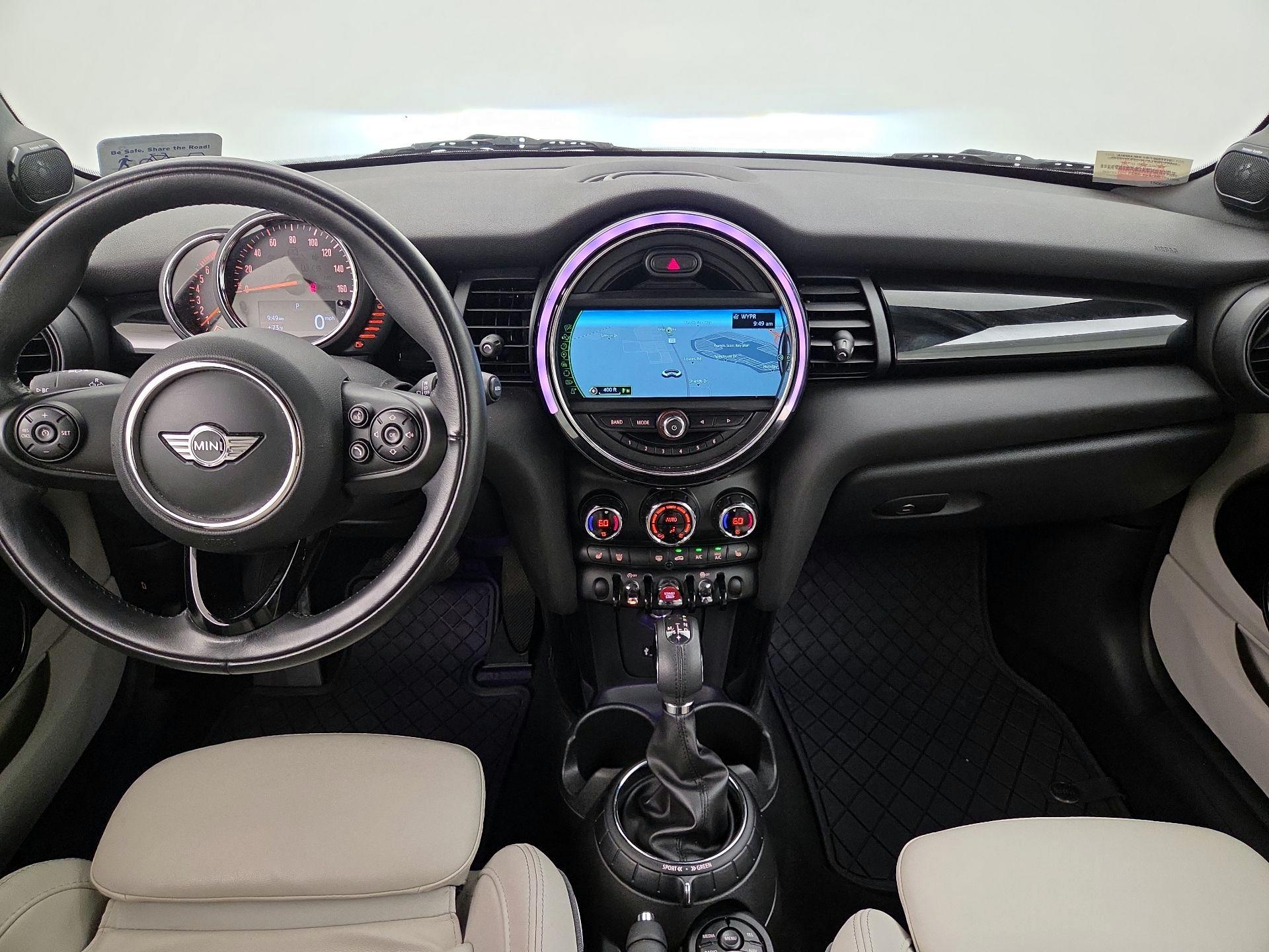 Thumbnail: 2017 MINI Cooper - 9