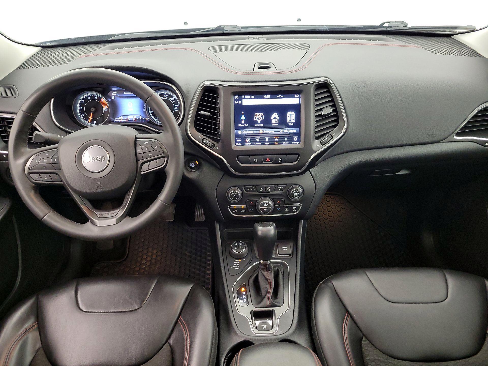 Thumbnail: 2022 Jeep Cherokee - 9
