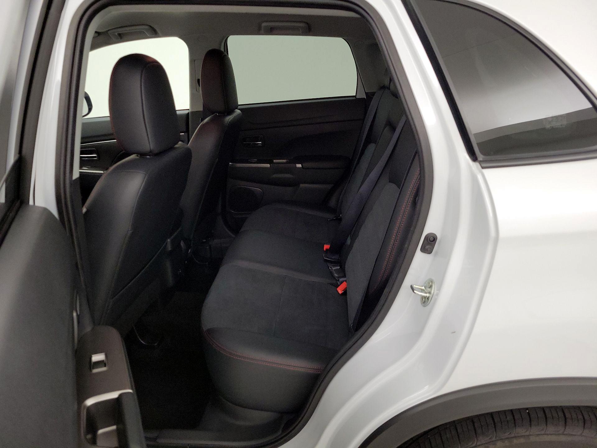 Thumbnail: 2025 Mitsubishi Outlander Sport - 19