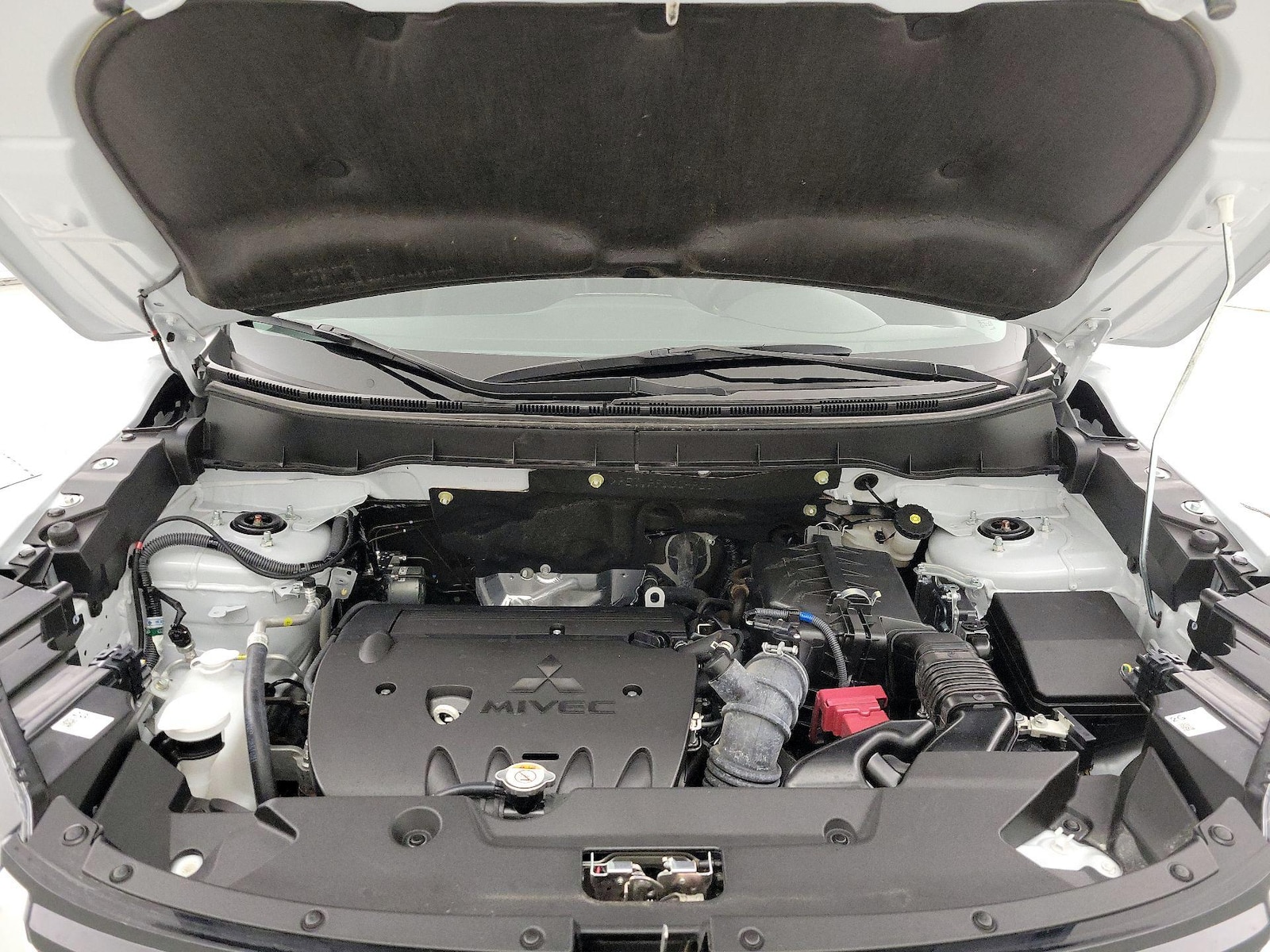 2025 Mitsubishi Outlander Sport SE - Photo 22