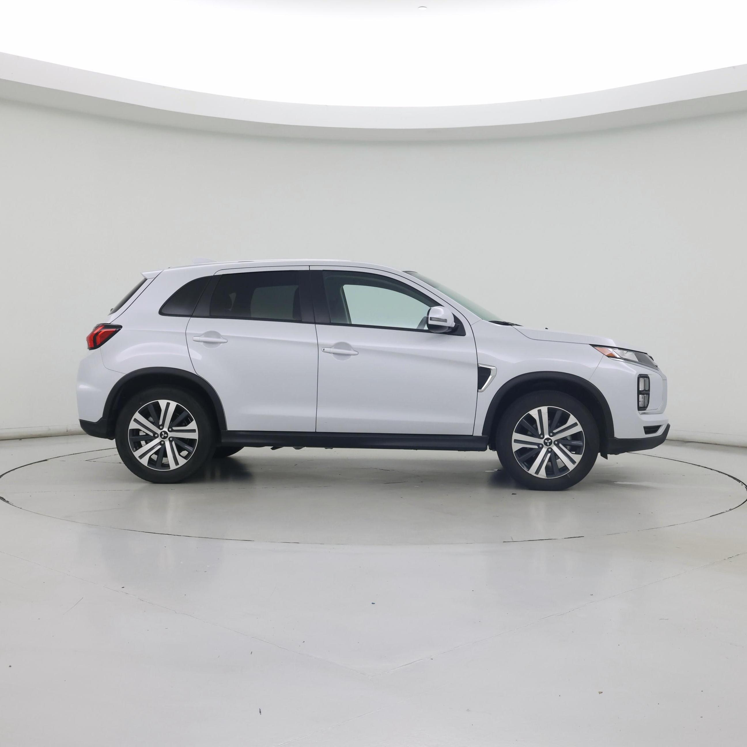 Thumbnail: 2025 Mitsubishi Outlander Sport - 7