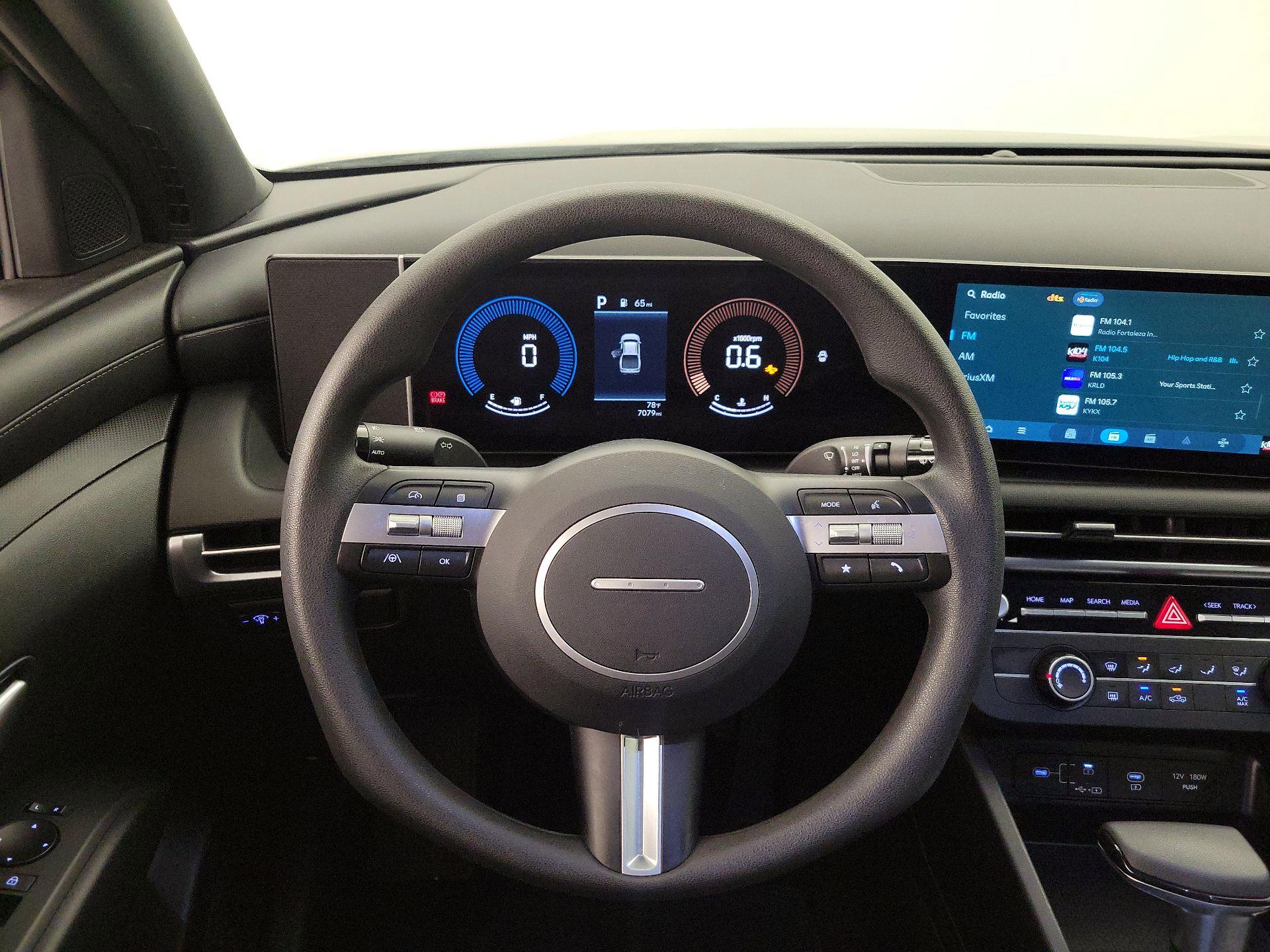 Thumbnail: 2025 Hyundai Santa Cruz - 10
