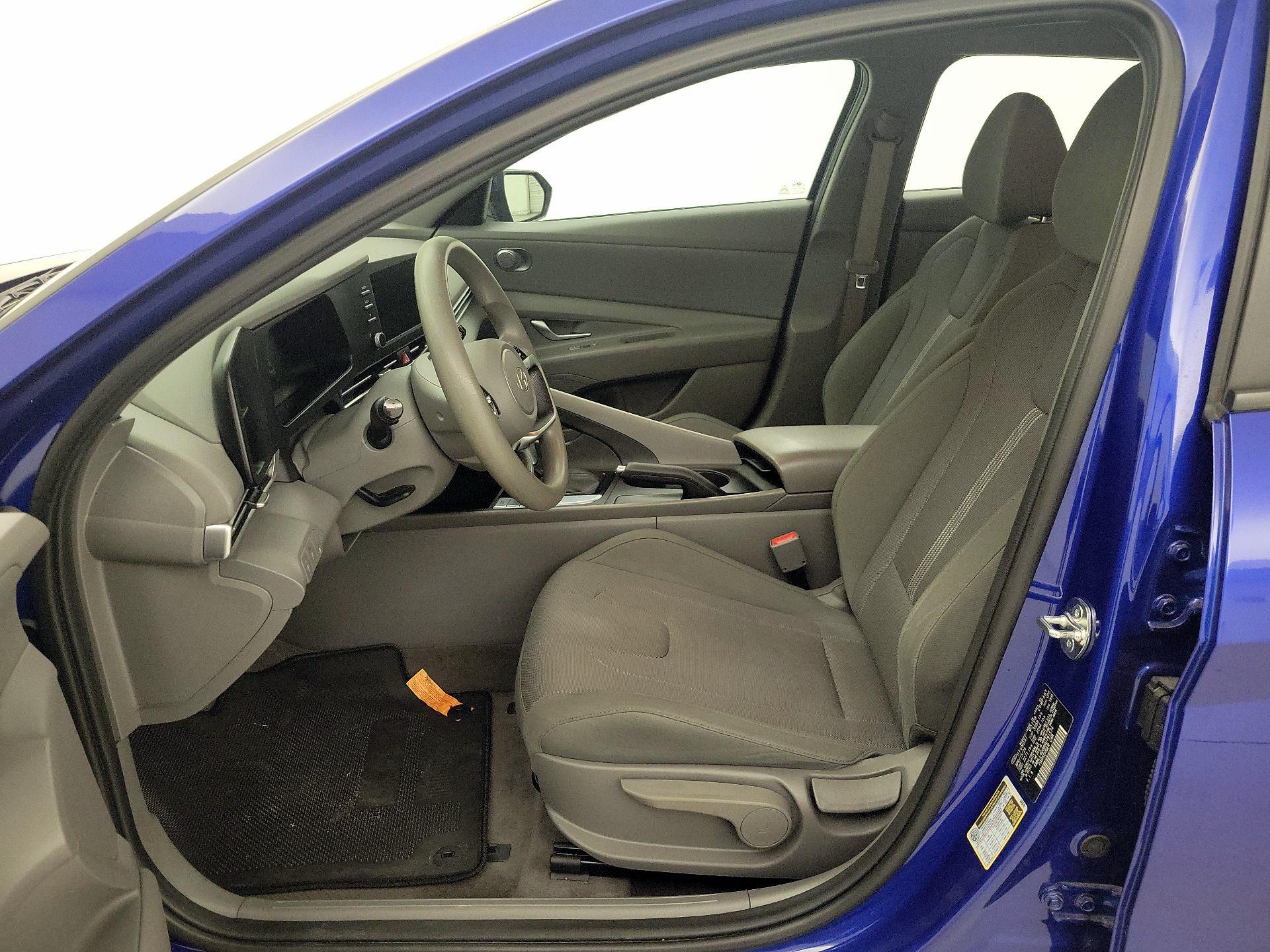 Thumbnail: 2024 Hyundai Elantra - 11