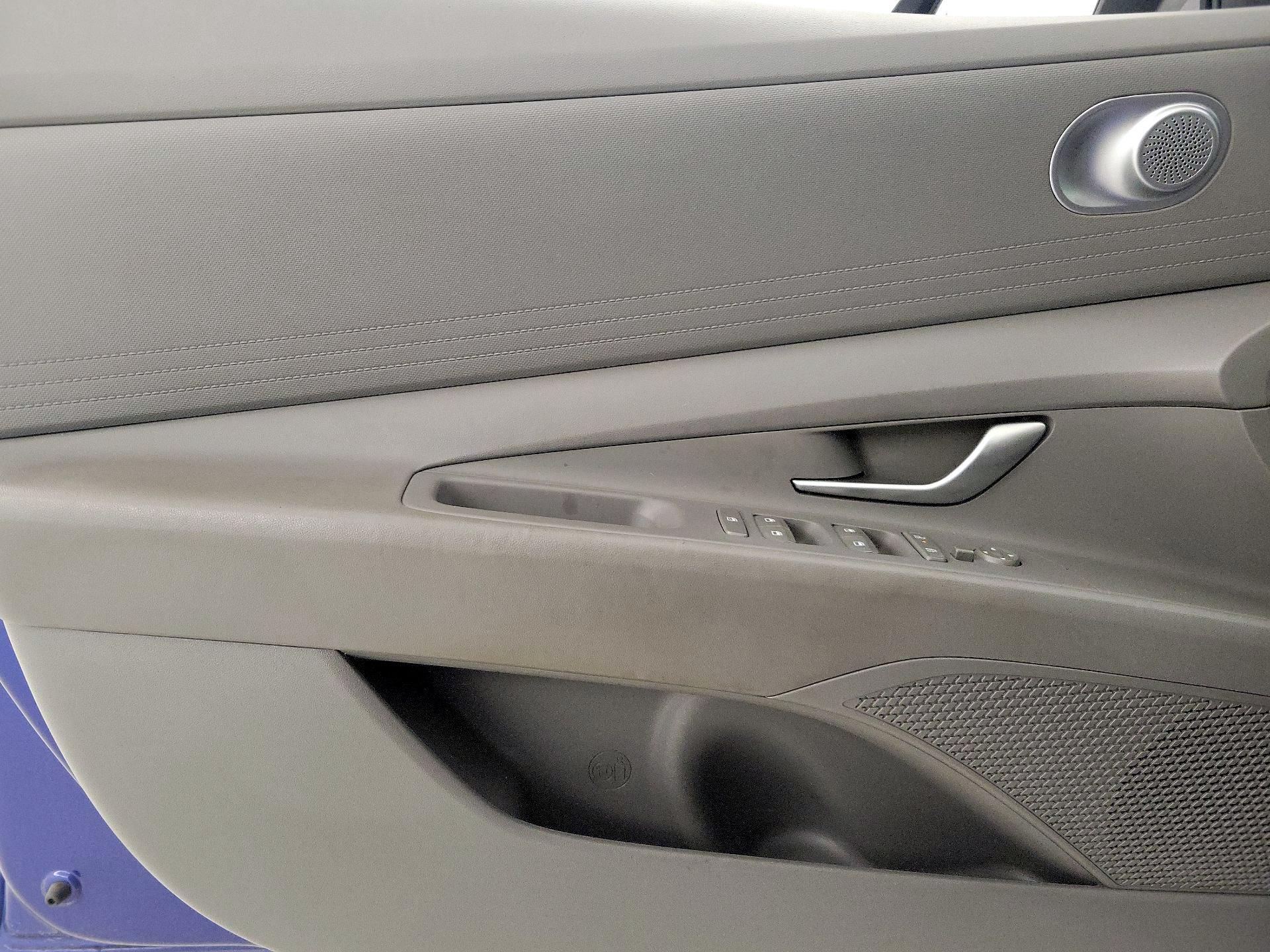 Thumbnail: 2024 Hyundai Elantra - 12