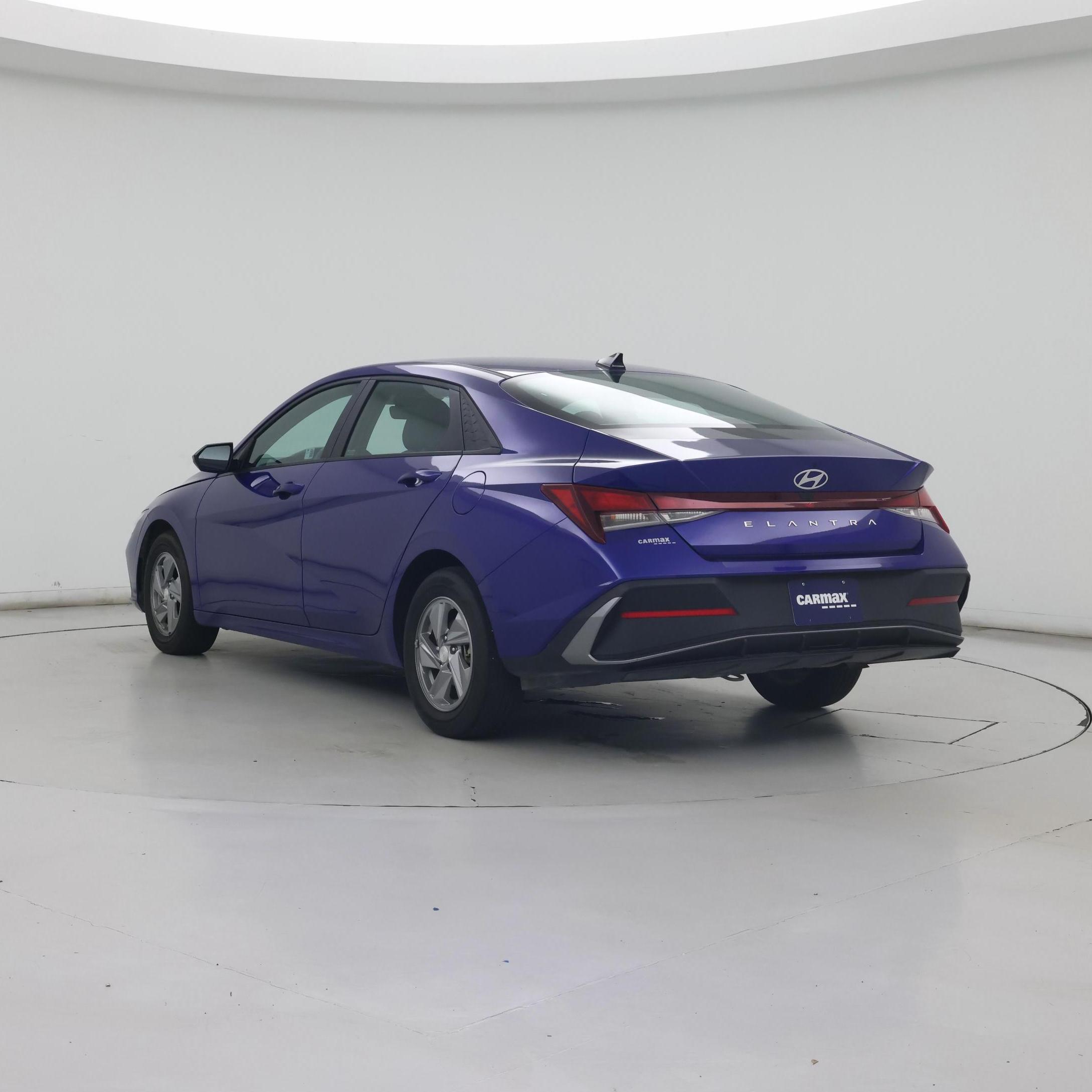 Thumbnail: 2024 Hyundai Elantra - 2