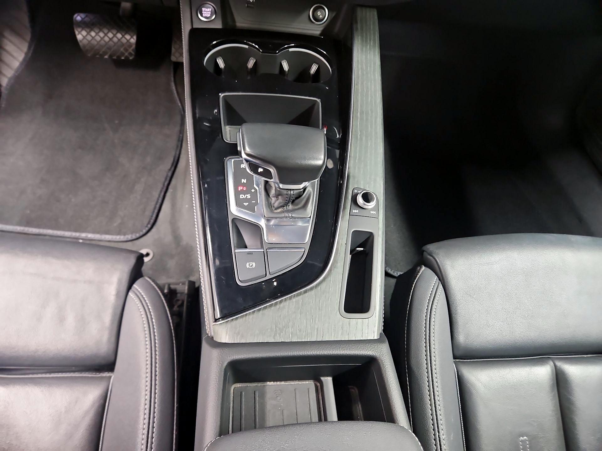 Thumbnail: 2024 Audi A4 - 17