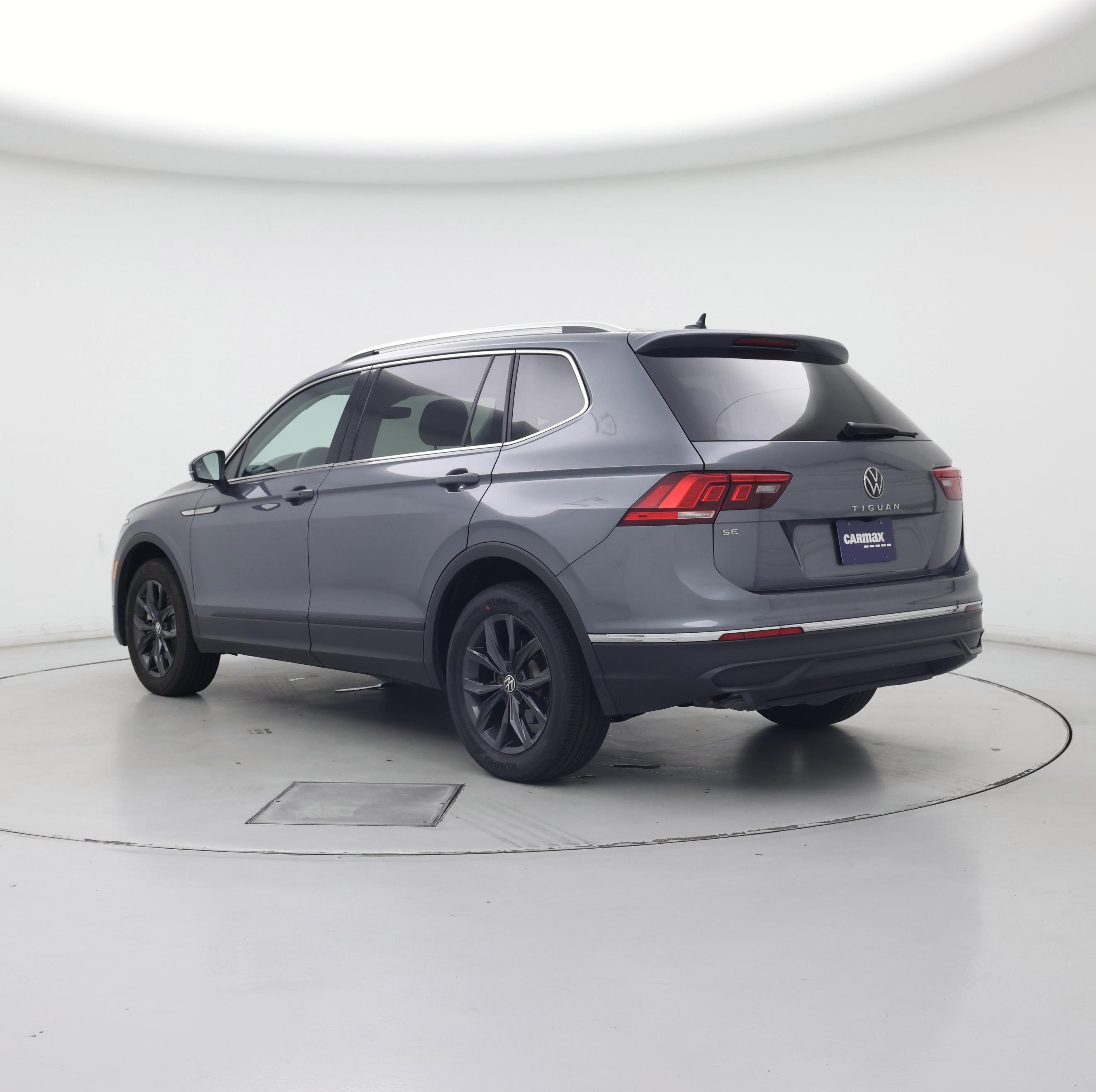 Thumbnail: 2024 Volkswagen Tiguan - 2
