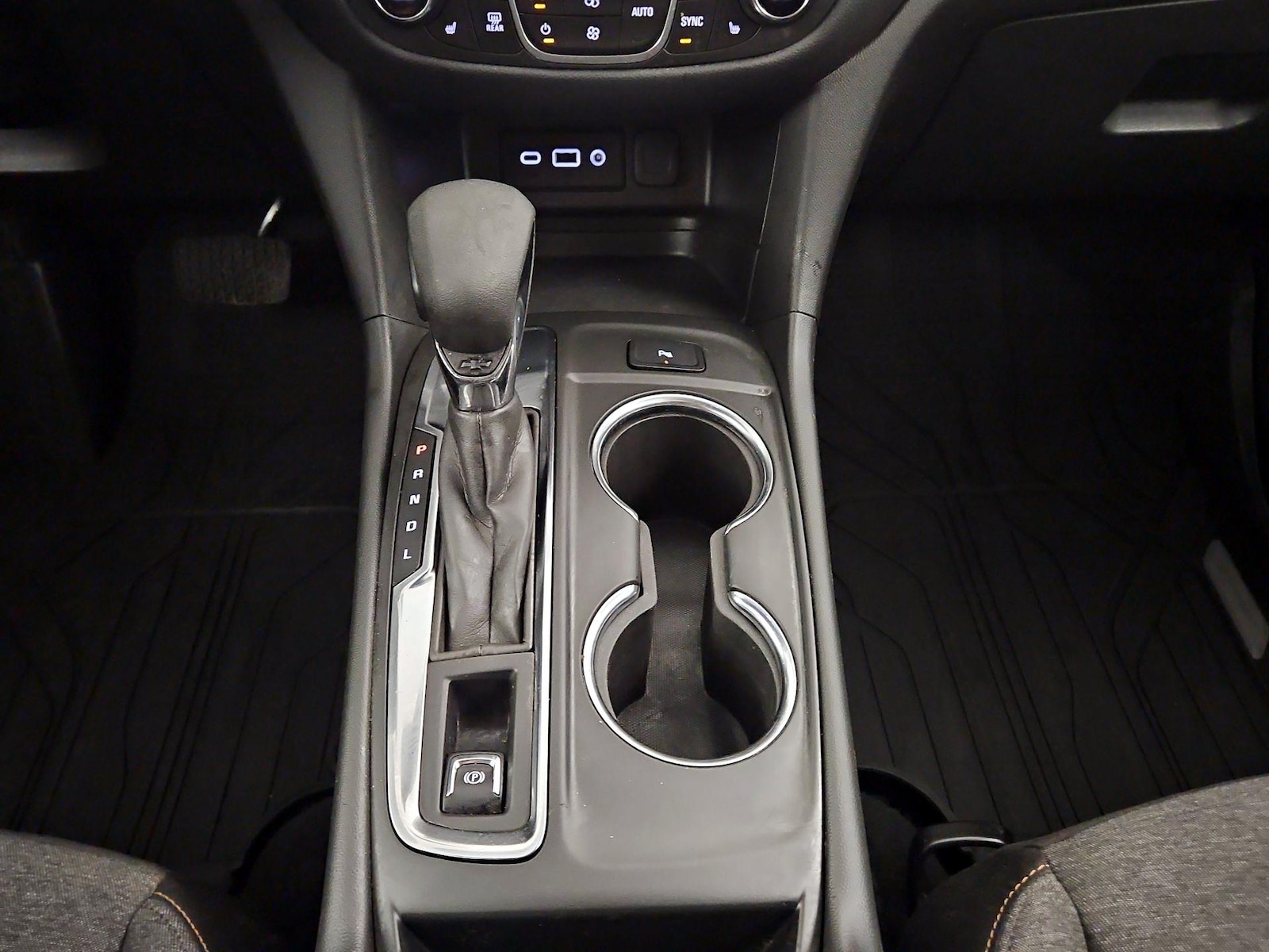 2022 Chevrolet Equinox LT - Photo 16