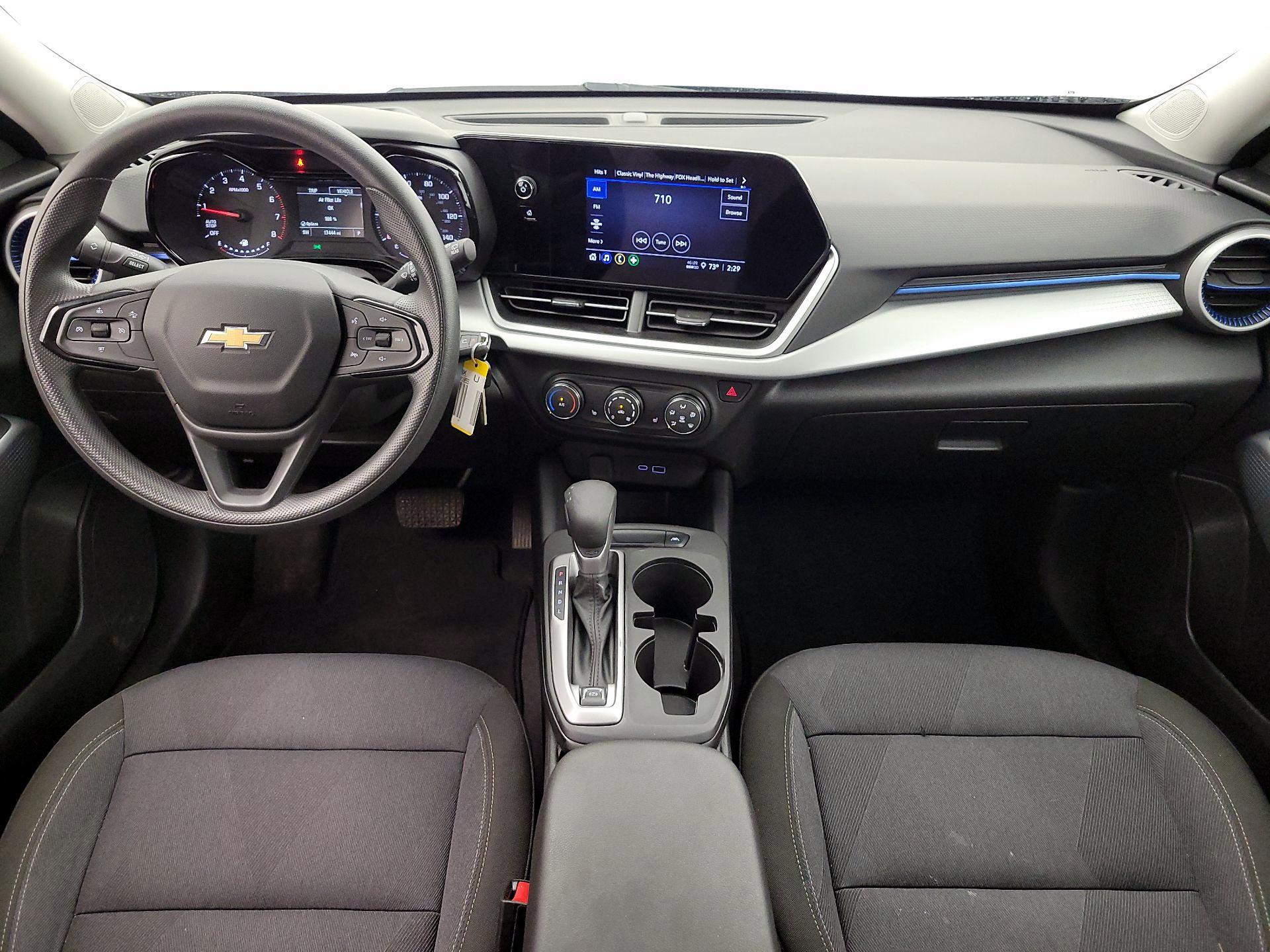 Thumbnail: 2025 Chevrolet Trax - 9