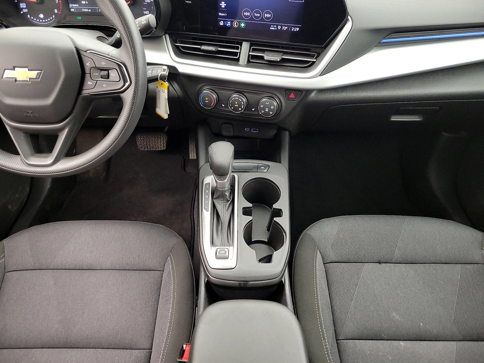 Thumbnail: 2025 Chevrolet Trax - 18
