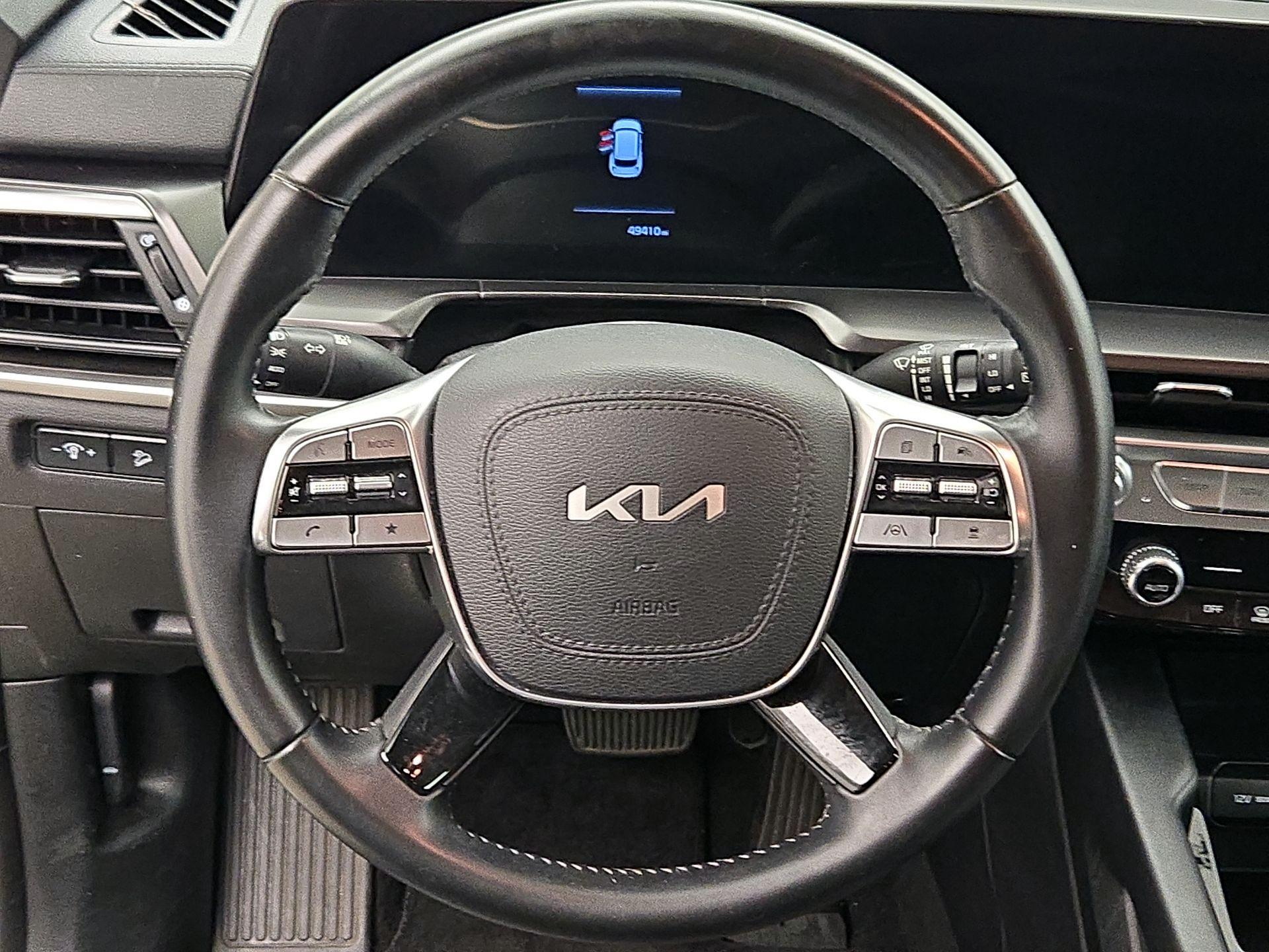 Thumbnail: 2023 Kia Telluride - 10