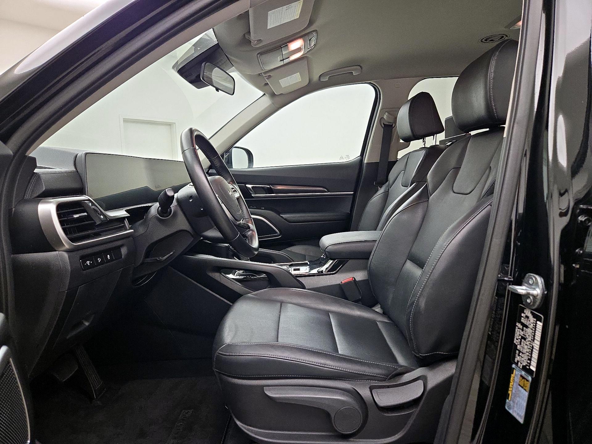 Thumbnail: 2023 Kia Telluride - 11