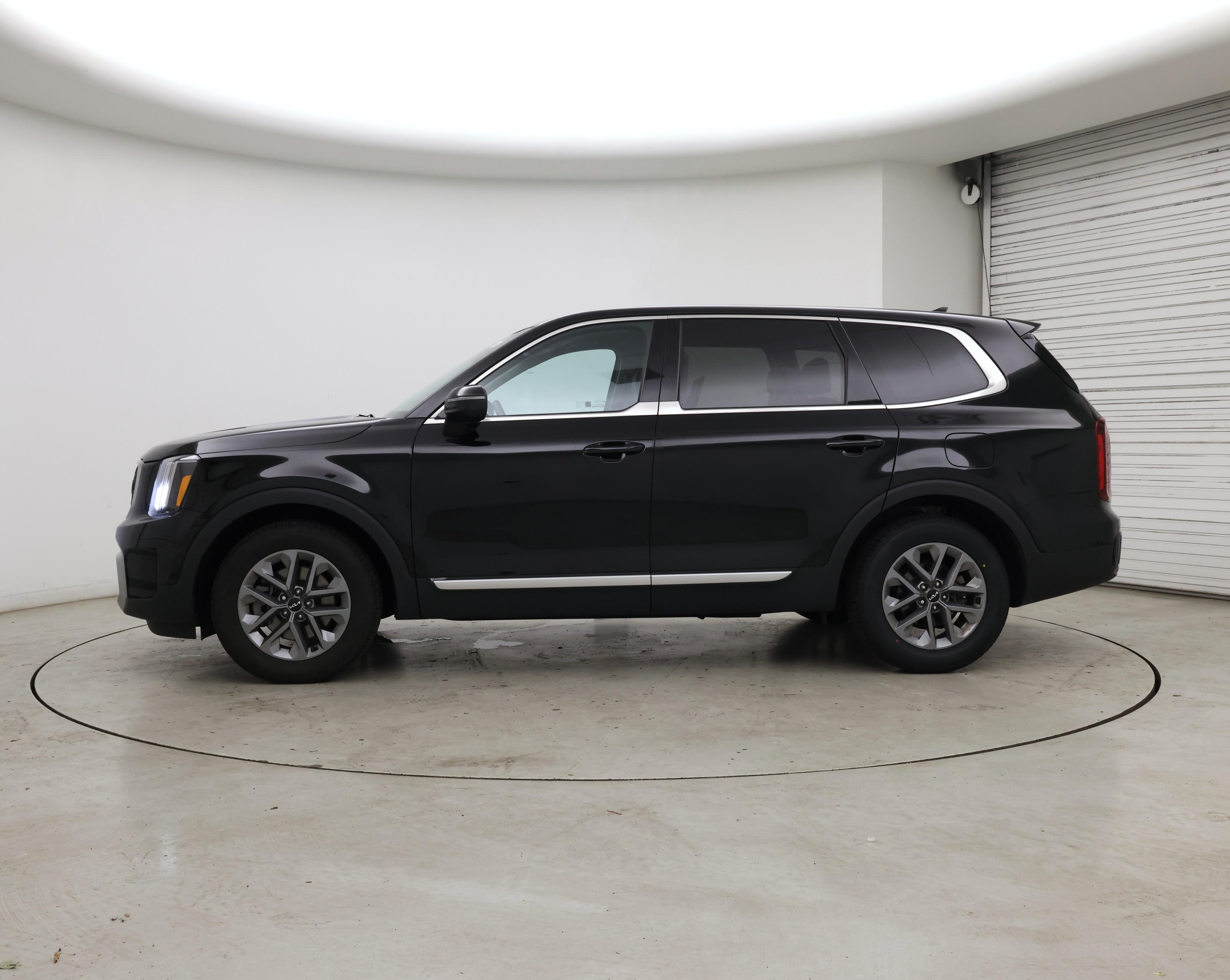 Thumbnail: 2023 Kia Telluride - 3