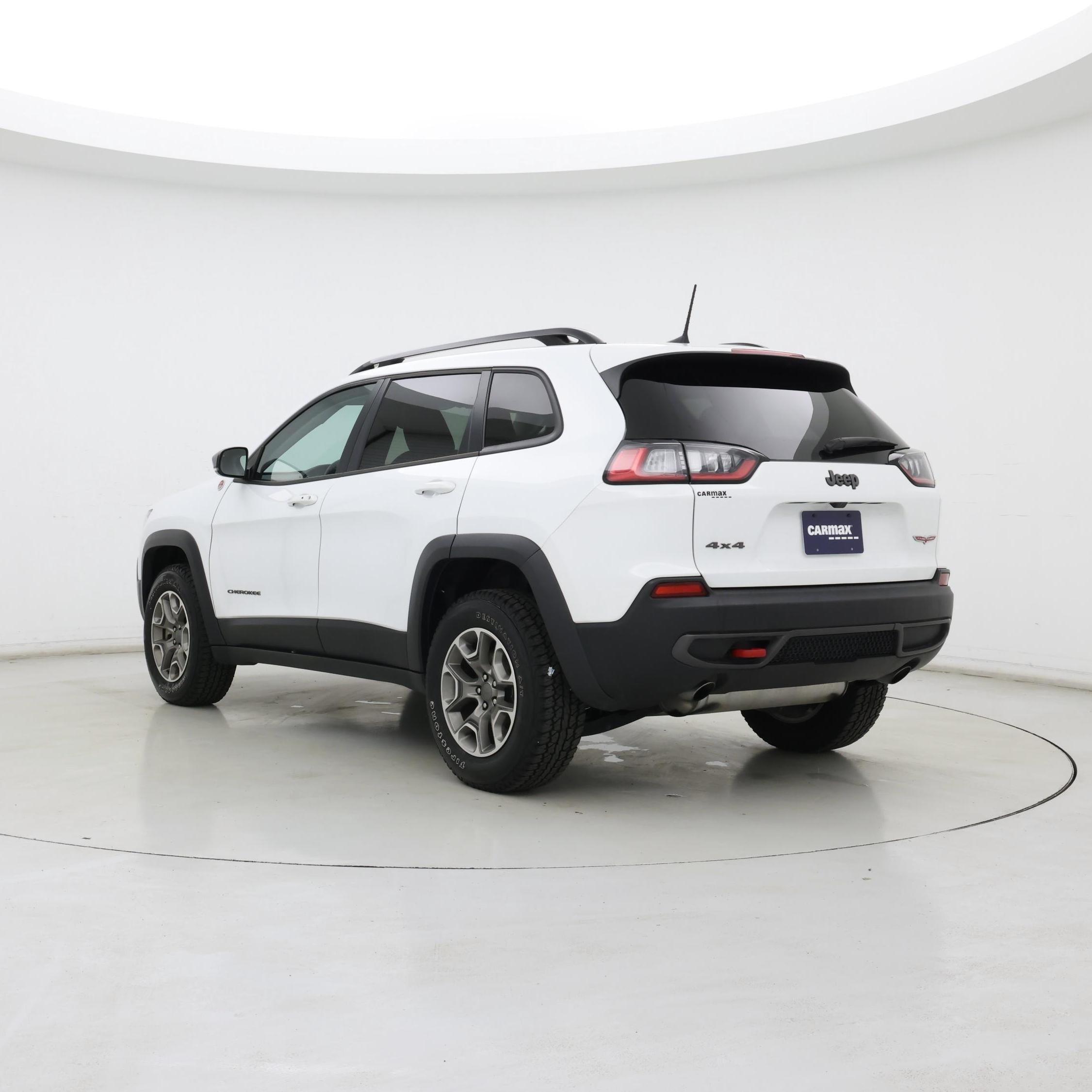 Thumbnail: 2022 Jeep Cherokee - 2