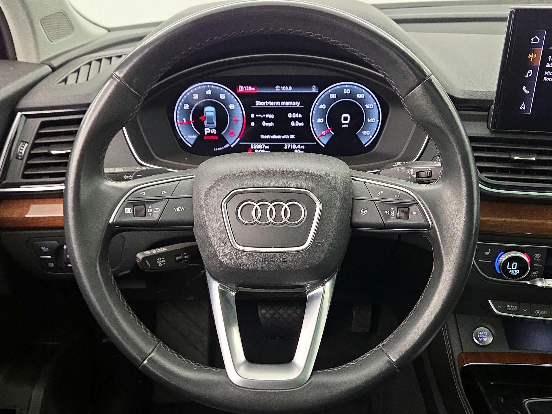 Thumbnail: 2023 Audi Q5 - 10