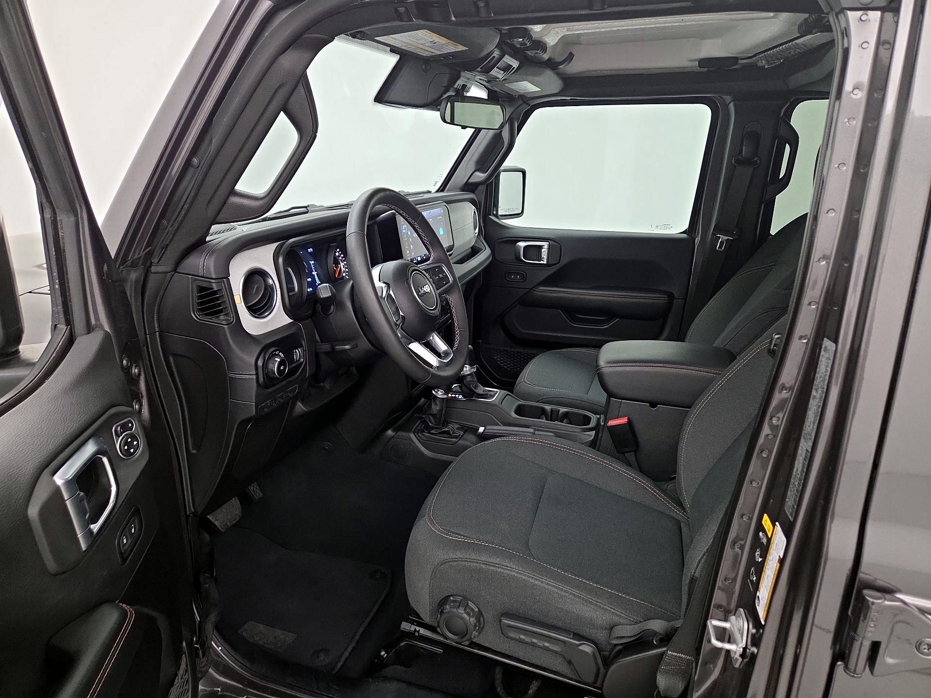 Thumbnail: 2025 Jeep Wrangler - 11