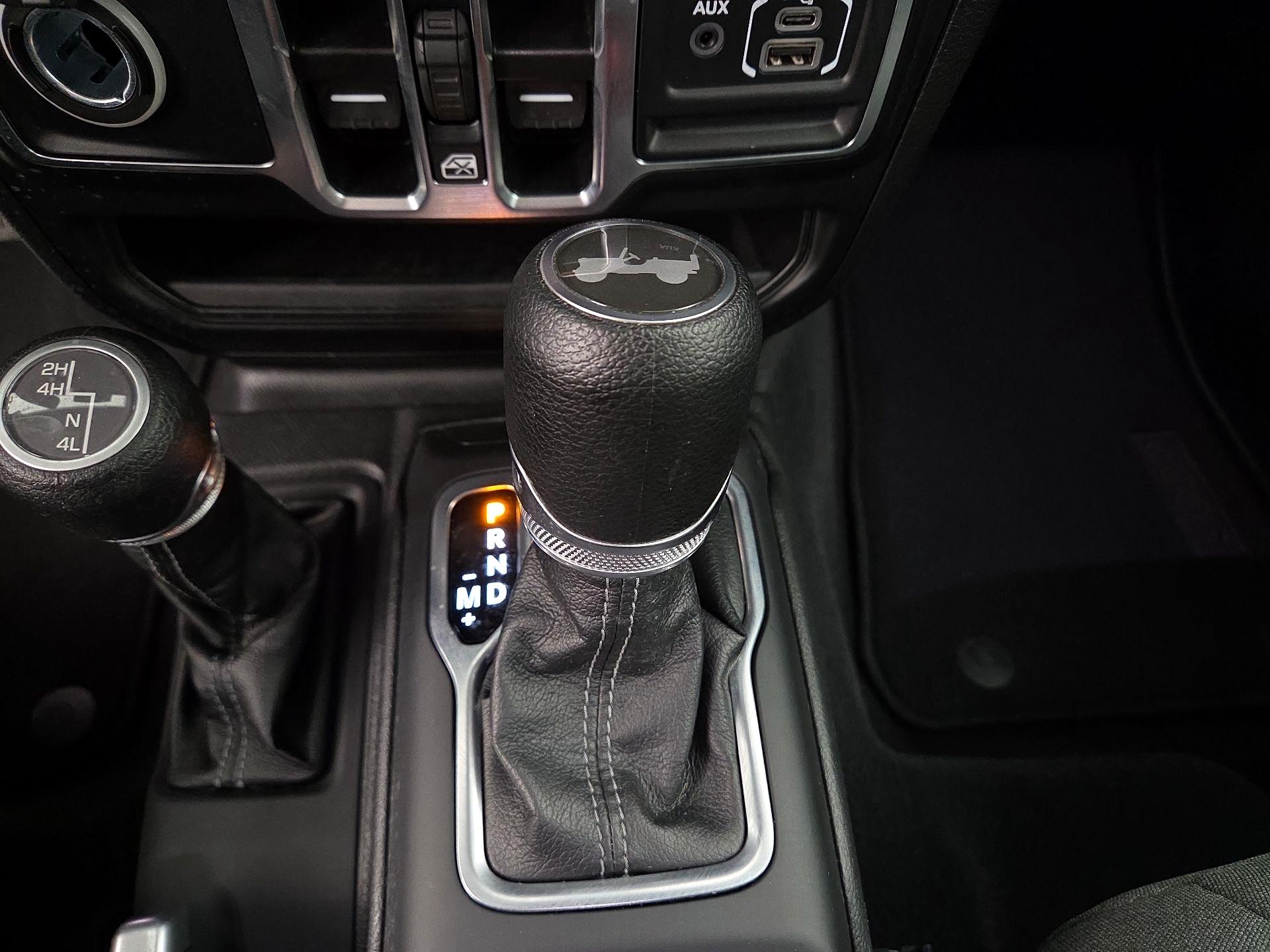 Thumbnail: 2025 Jeep Wrangler - 17