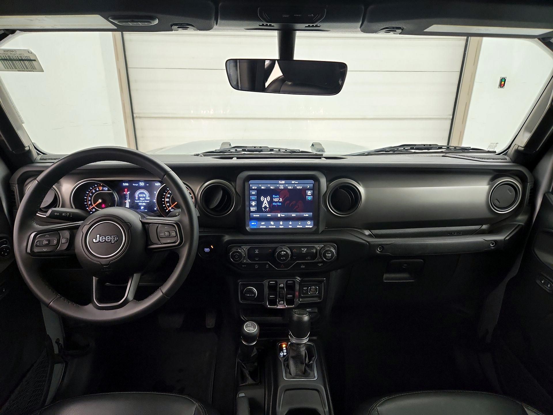 Thumbnail: 2023 Jeep Gladiator - 9