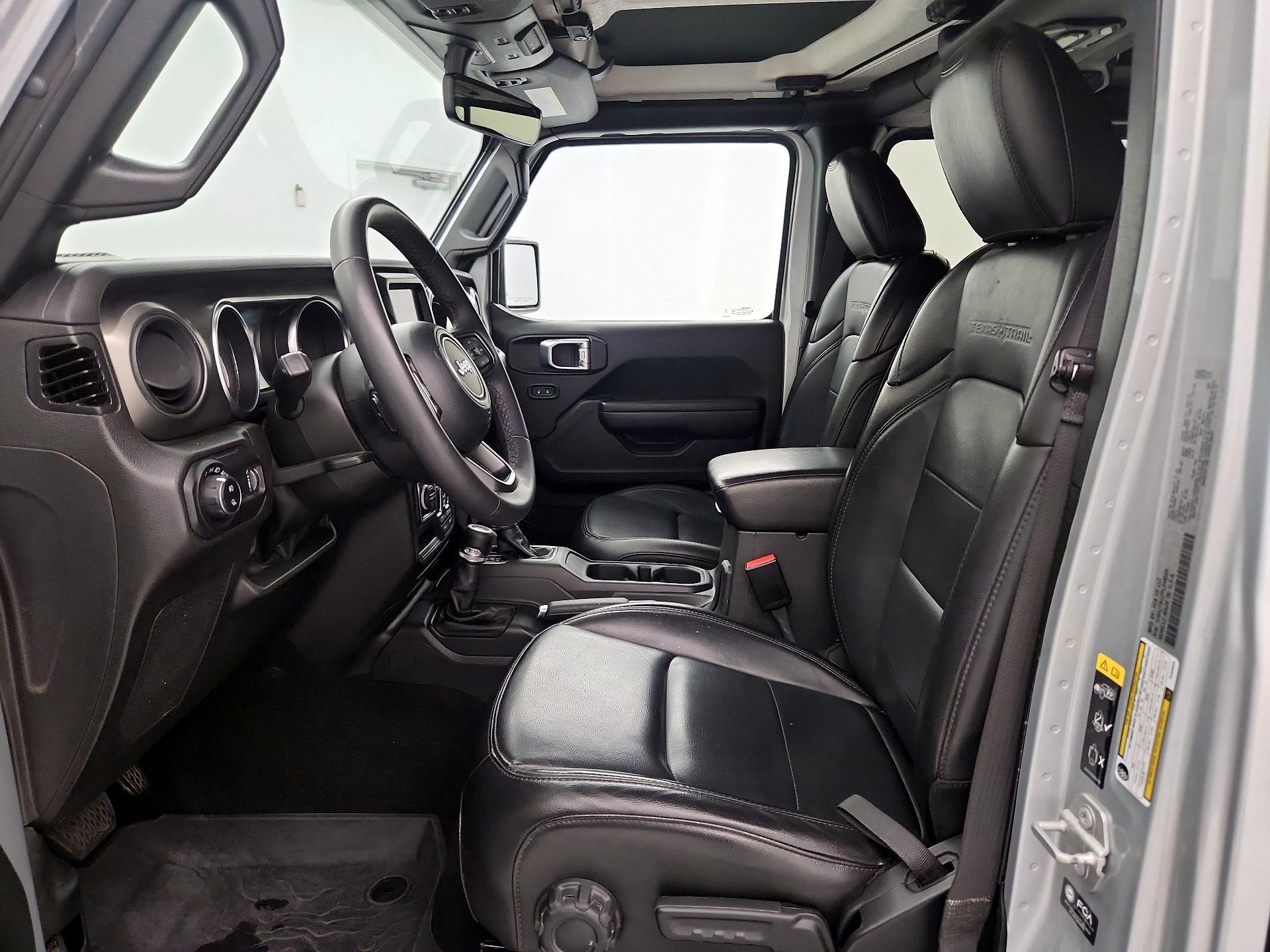 Thumbnail: 2023 Jeep Gladiator - 11
