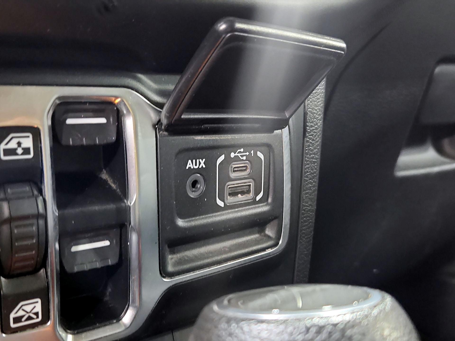 Thumbnail: 2023 Jeep Gladiator - 19