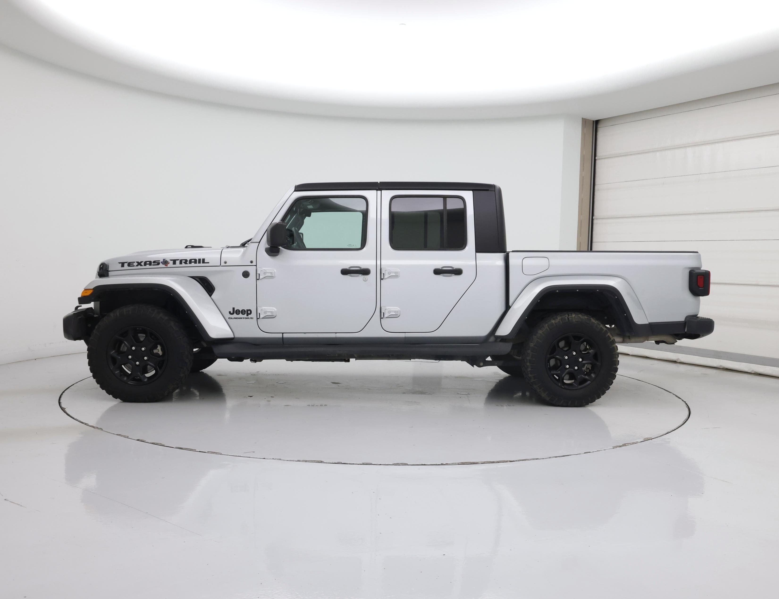 Thumbnail: 2023 Jeep Gladiator - 3