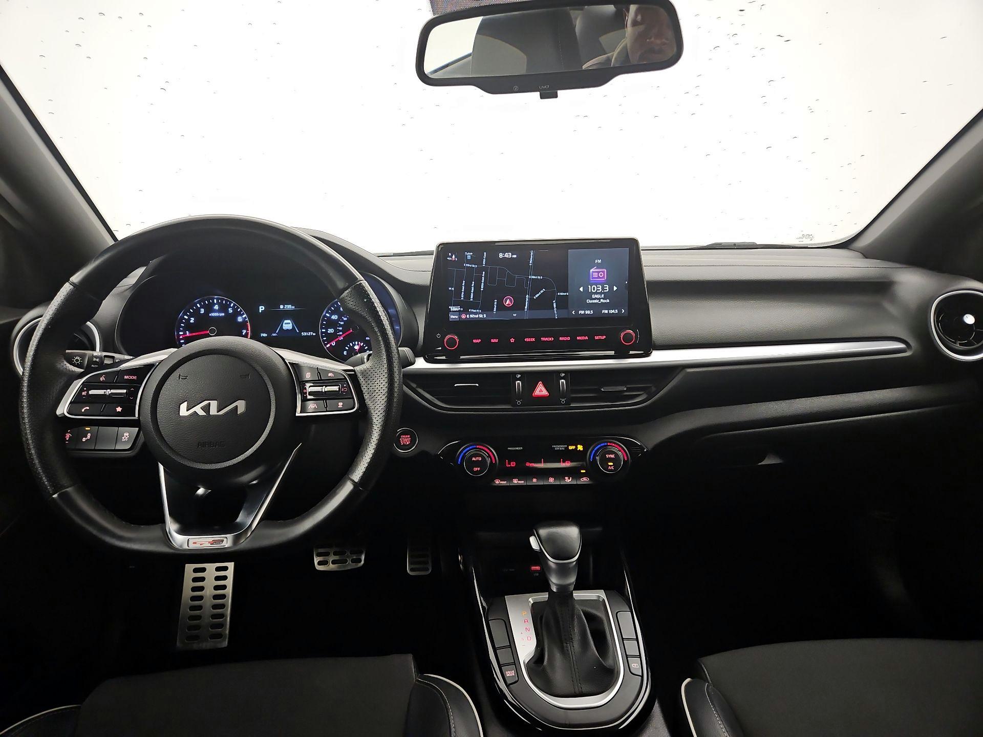 Thumbnail: 2022 Kia Forte - 9