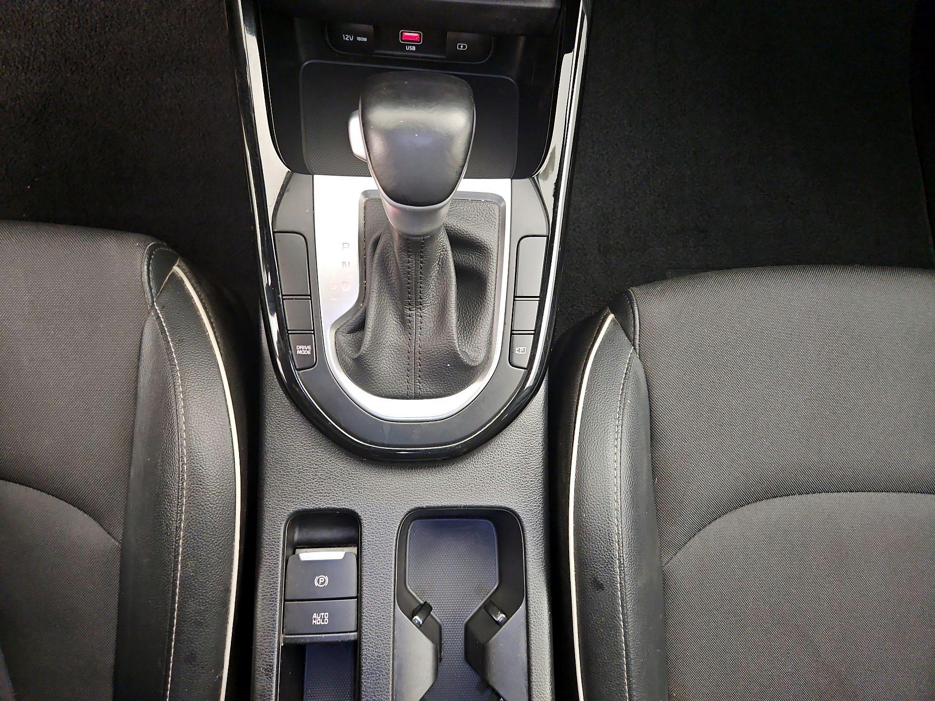 Thumbnail: 2022 Kia Forte - 18