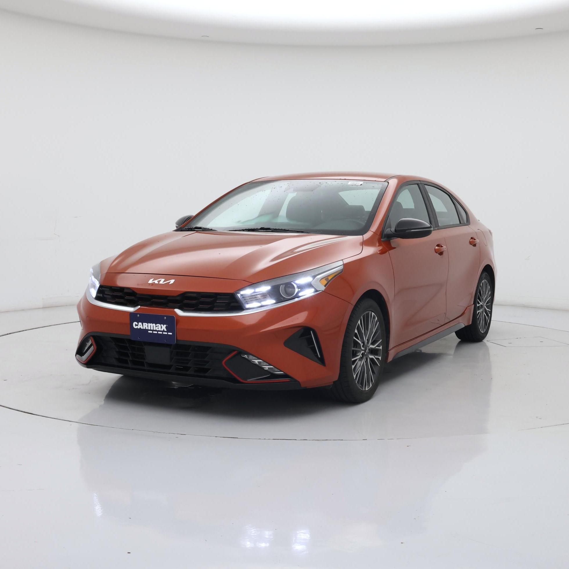 Thumbnail: 2022 Kia Forte - 4