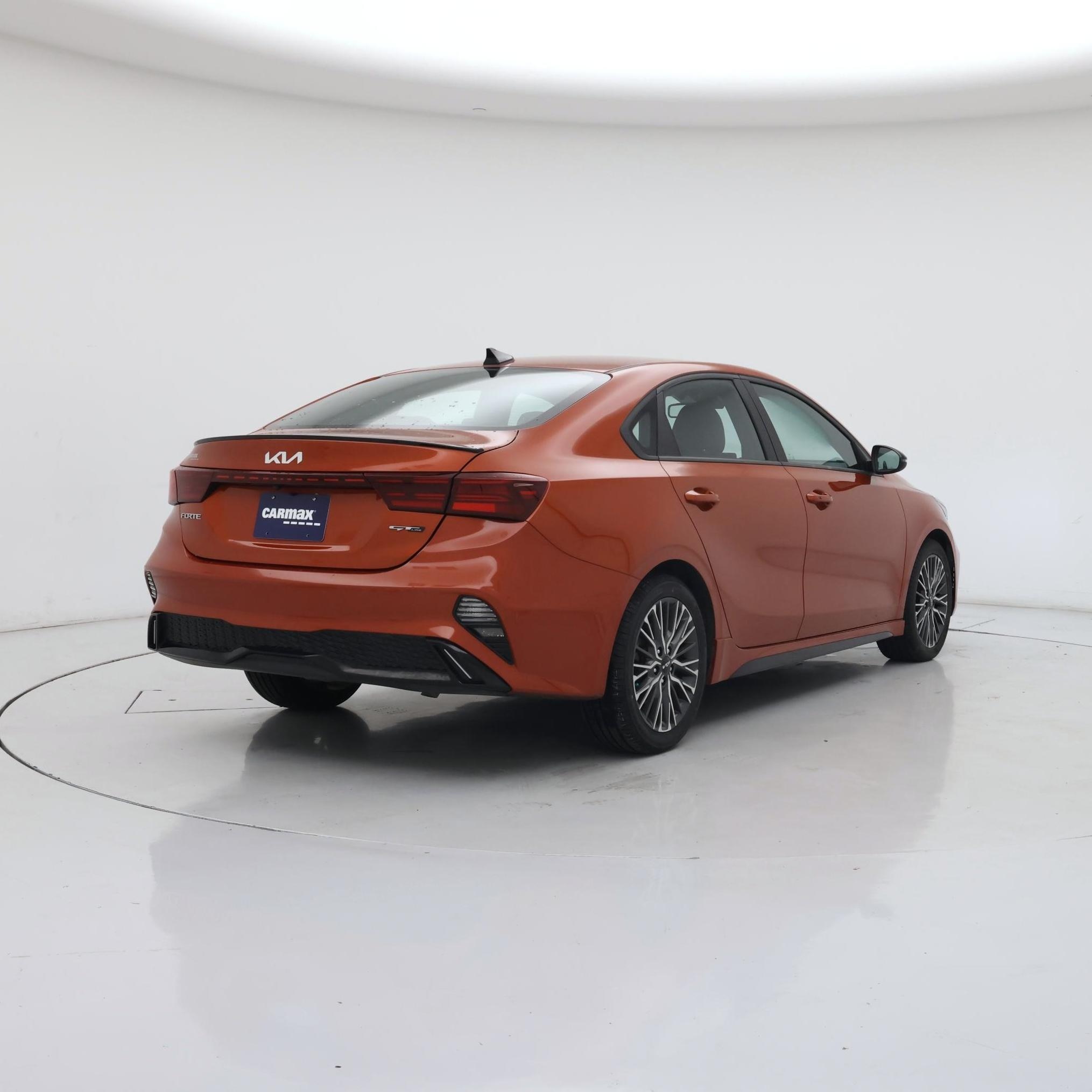 Thumbnail: 2022 Kia Forte - 8