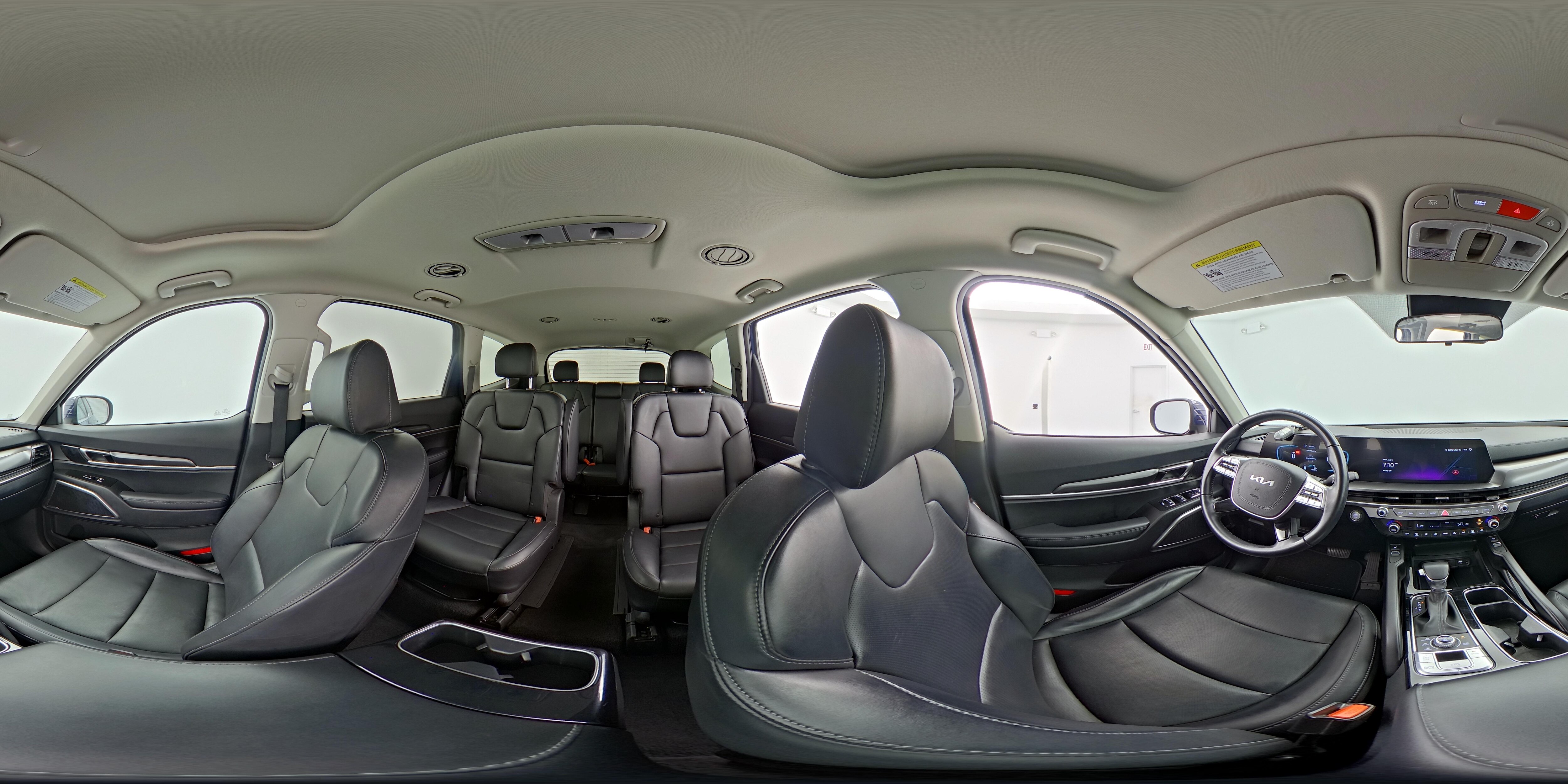 2024 Kia Telluride S - Photo 26