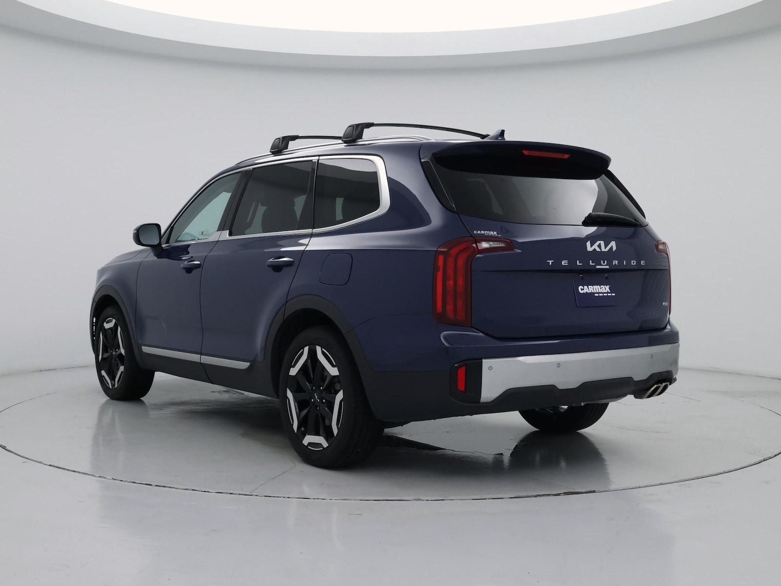2024 Kia Telluride S - Photo 3