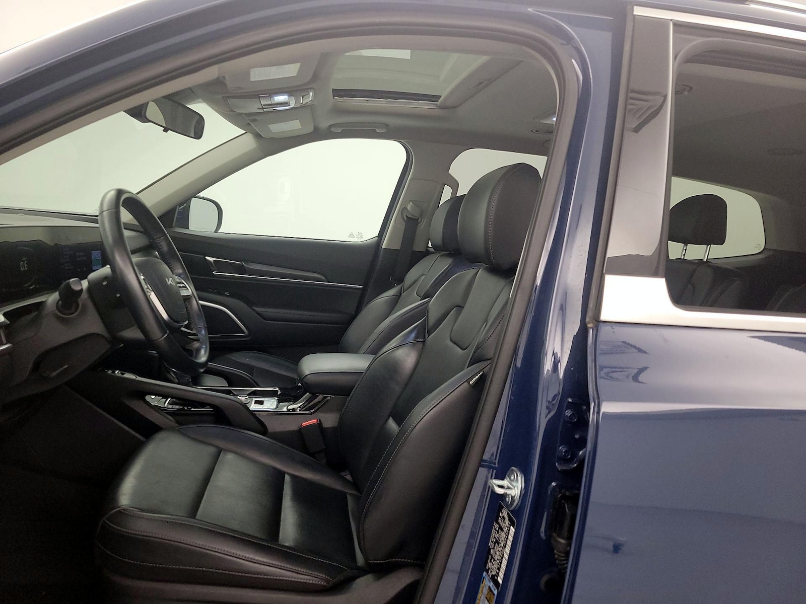 2024 Kia Telluride S - Photo 20